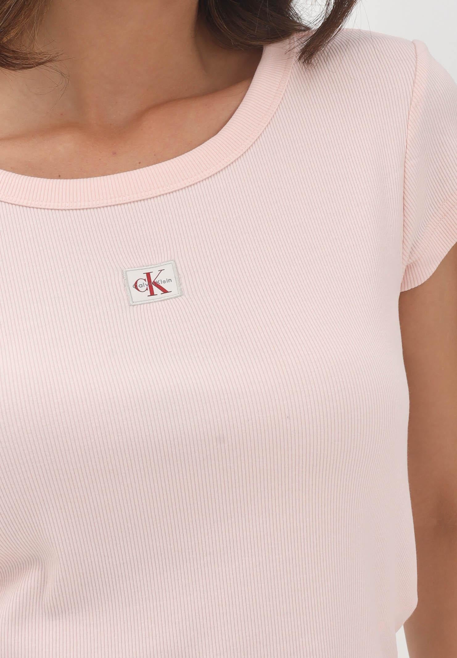 CALVIN KLEIN JEANS T-shirt a manica corta rosa da donna con patch logo LV047C200GVI7 CALVIN KLEIN JEANS