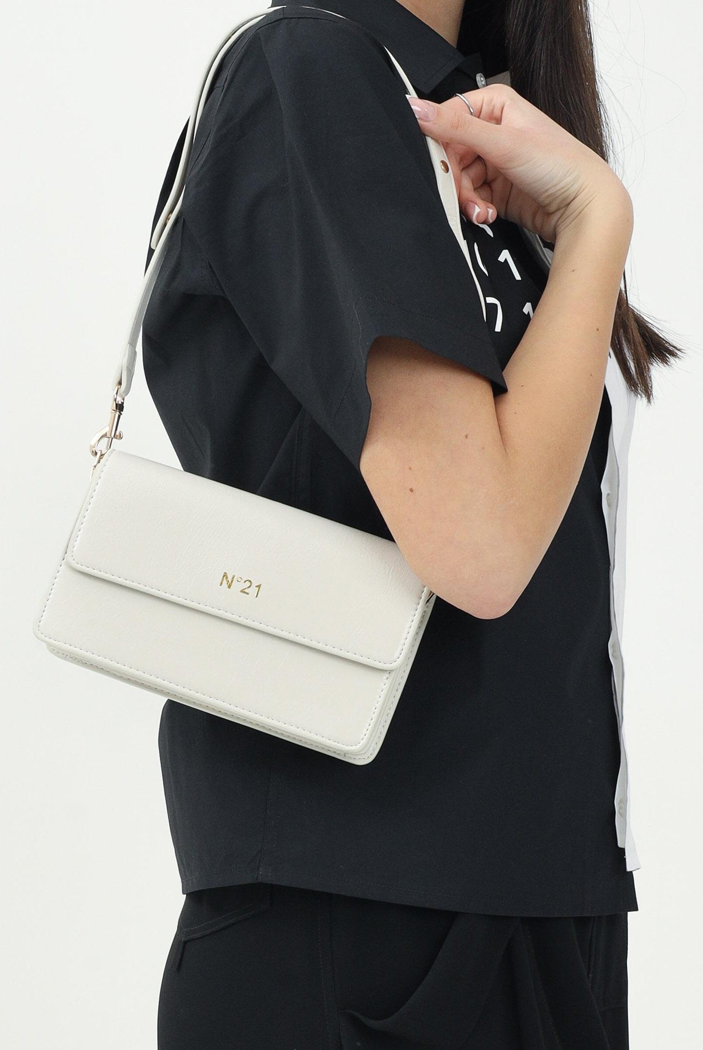 N21 Pochette champagne da donna effetto lucido dalla forma rettangolare N2104RN0246 0N718 N21