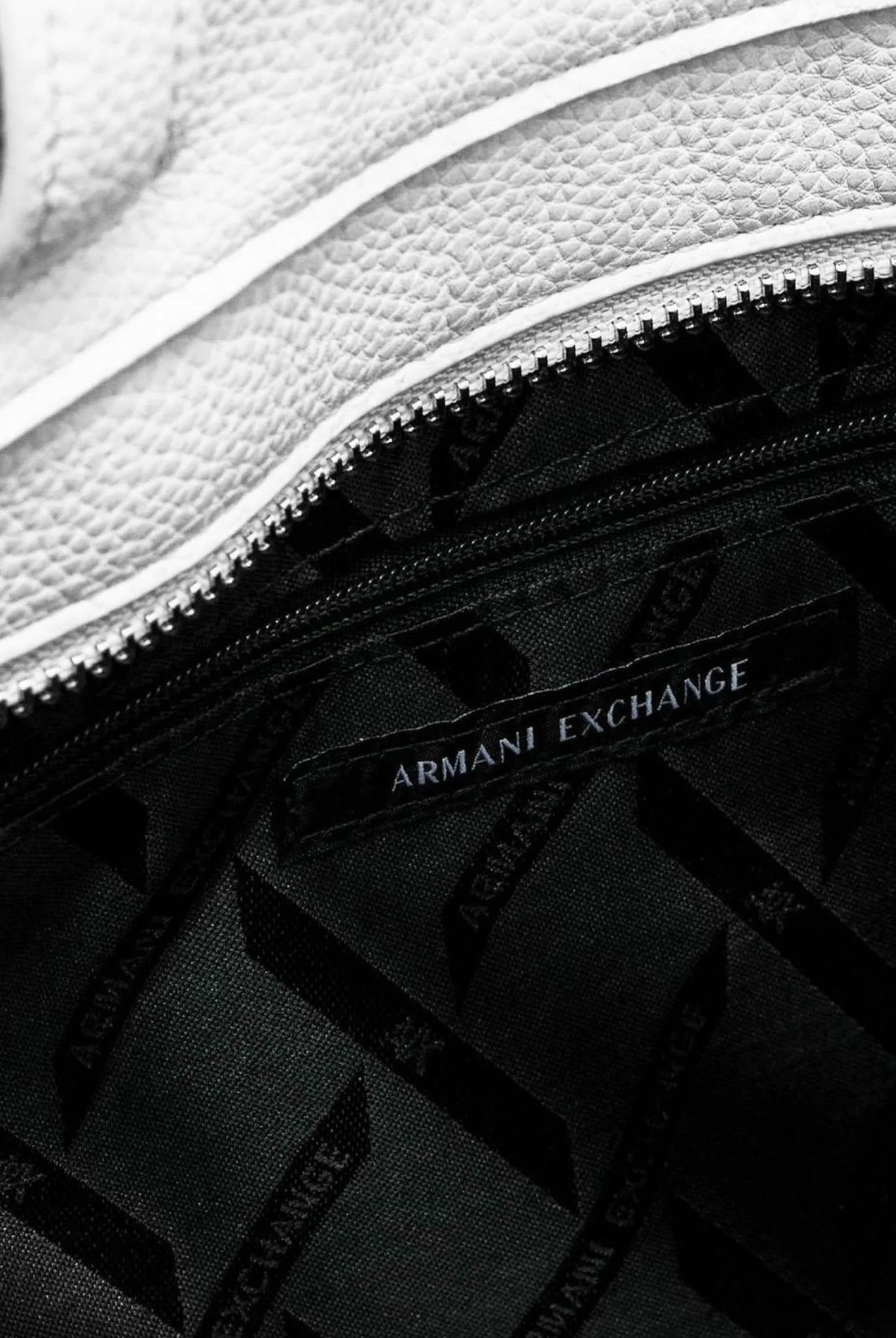 ARMANI EXCHANGE Shopper a spalla bianca da donna con logo XW001481AF15774 U0011 ARMANI EXCHANGE