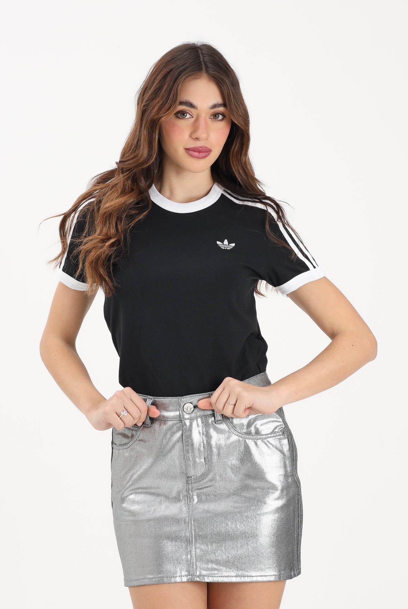ADIDAS ORIGINALS T-shirt a manica corta 3 STRIPES SLIM nera da donna KD7980 . ADIDAS ORIGINALS