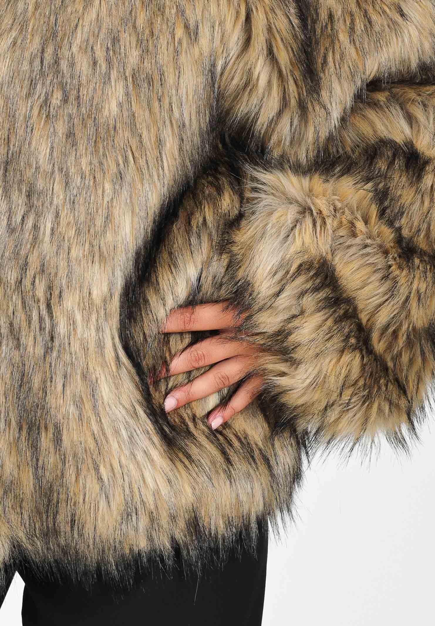 DIESEL Pelliccia sintetica beige per donna e ragazze dove il maxi logo Diesel J02406KXBQ9 K709 DIESEL