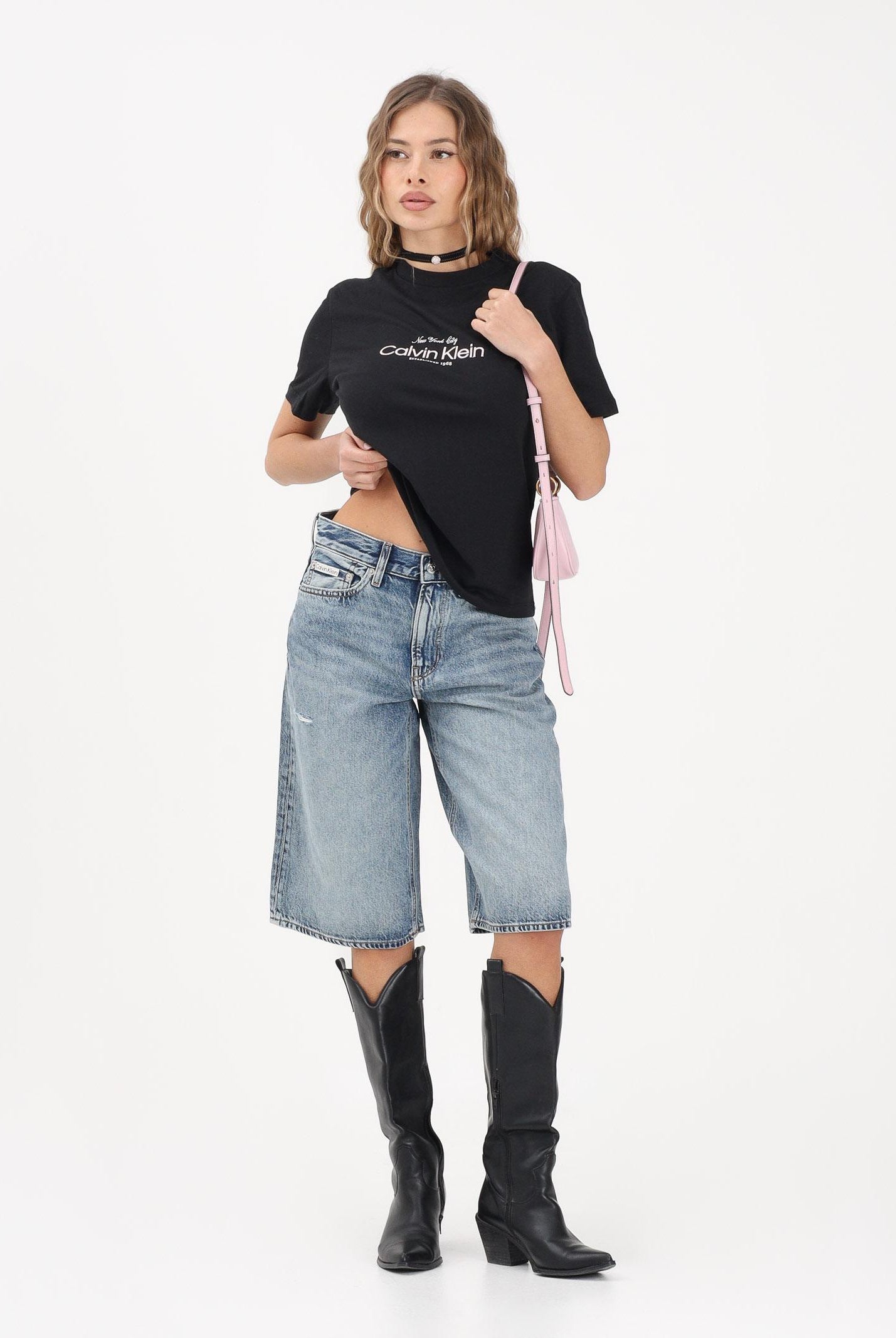 CALVIN KLEIN JEANS T-shirt a manica corta nera da donna con ricamo logo LV047F810G UB1 CALVIN KLEIN JEANS