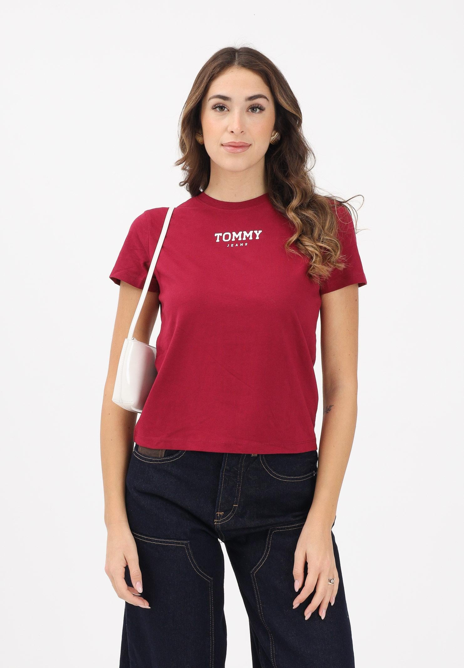 TOMMY JEANS T-shirt a manica corta bordeaux da donna con logo DW0DW21842 VLC TOMMY JEANS