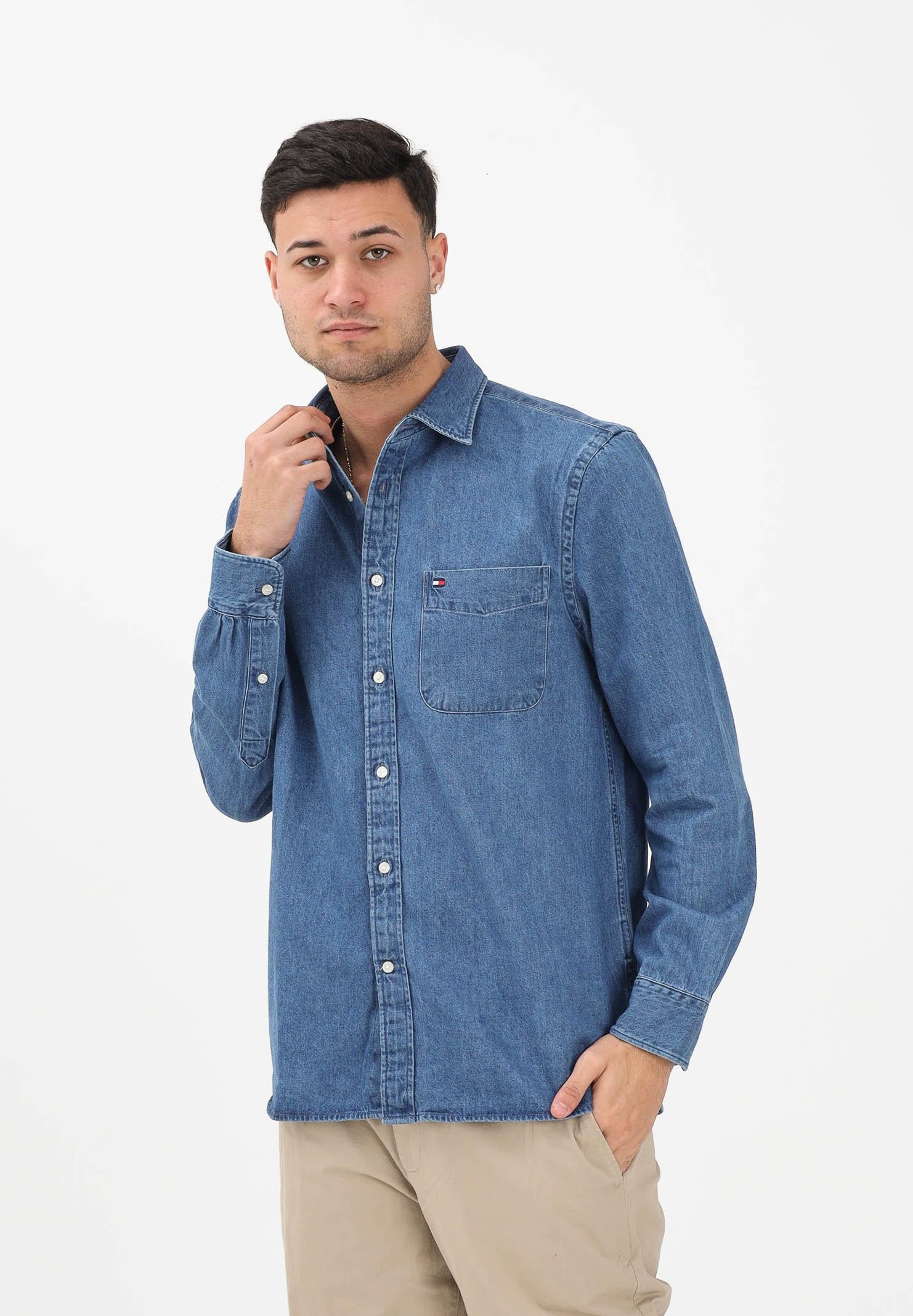 TOMMY HILFIGER Camicia di jeans in denim medio da uomo con logo MW0MW40494 1A4 TOMMY HILFIGER