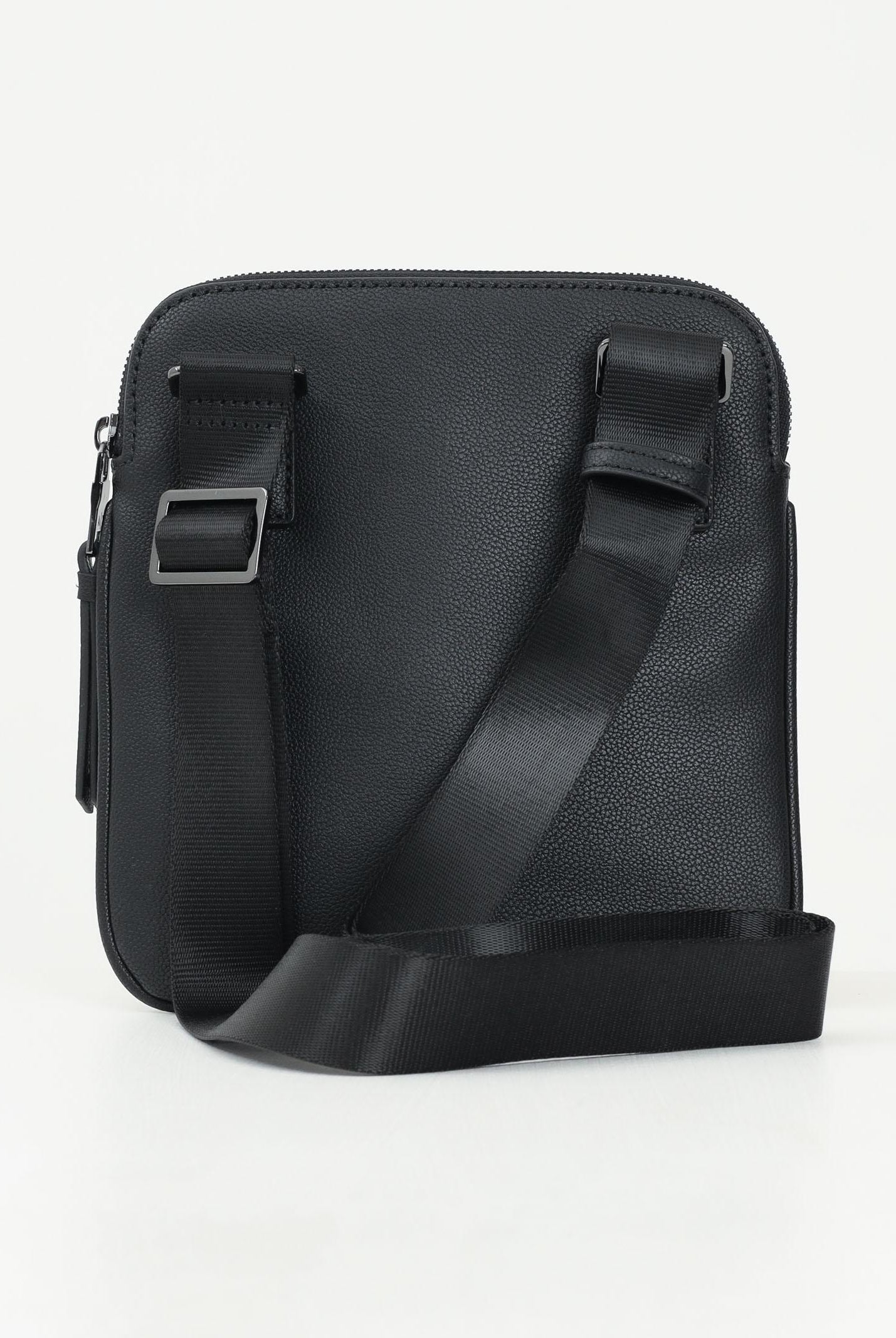 ARMANI EXCHANGE Borsello nero da uomo in ecopelle con logo frontale 952391CC830 00020 ARMANI EXCHANGE