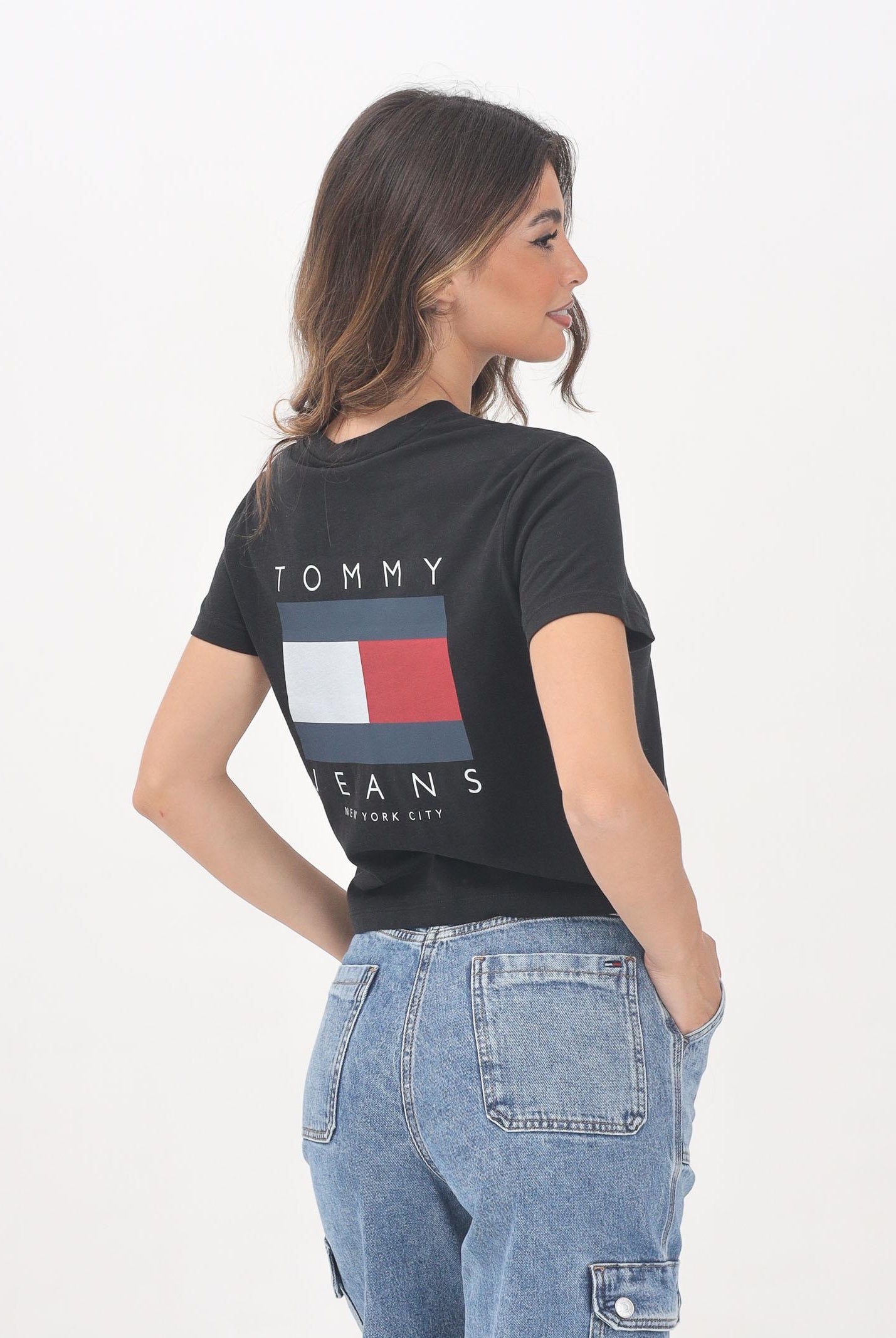 TOMMY JEANS T-shirt a manica corta nera da donna con maxi logo DW0DW21423BDS TOMMY JEANS