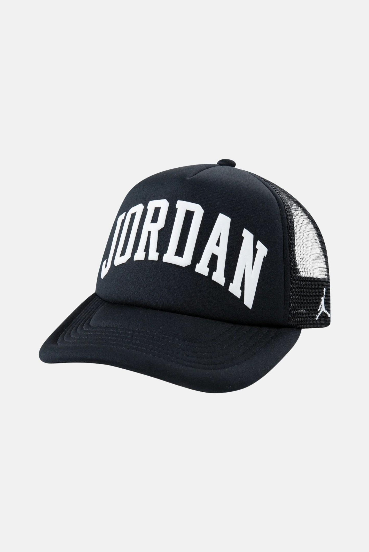 JORDAN Cappello con visiera JAN TRUCKER nero per uomo e donna 9A0940 023 JORDAN