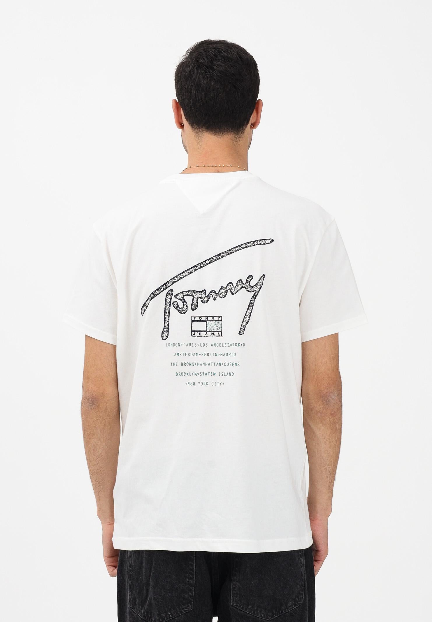 TOMMY JEANS T-shirt a manica corta Signature panna da uomo DM0DM22320 YBL TOMMY JEANS