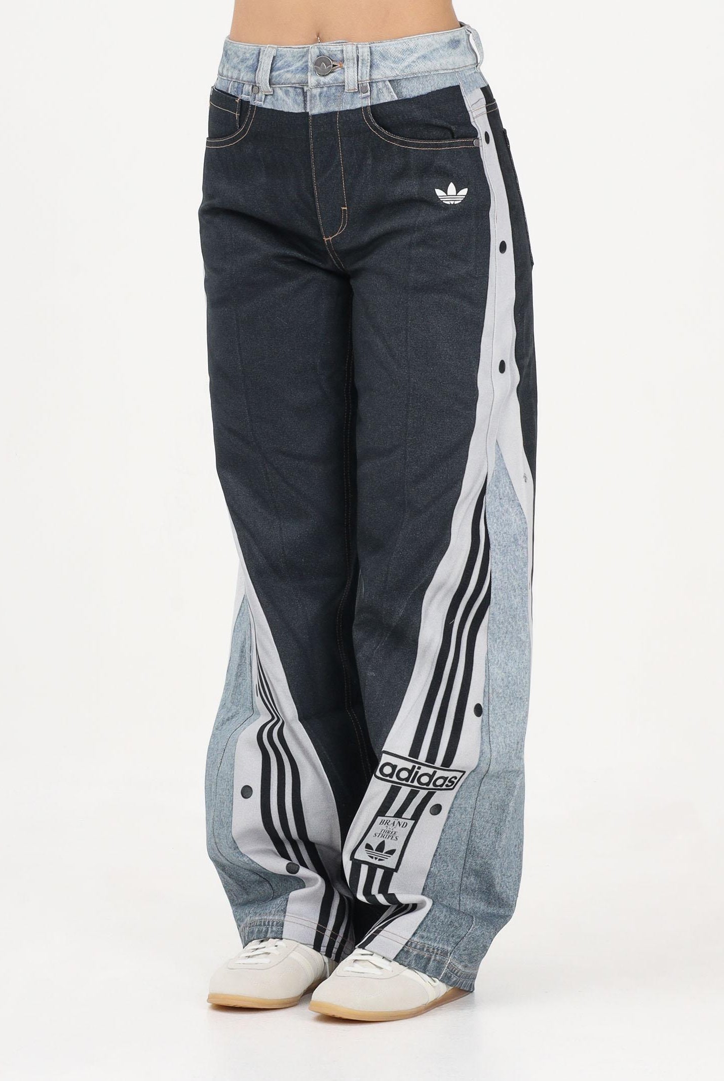 ADIDAS ORIGINALS Jeans vintage Adibreak con stampa Dead in denim chiaro e nero da donna KW4516 . ADIDAS ORIGINALS