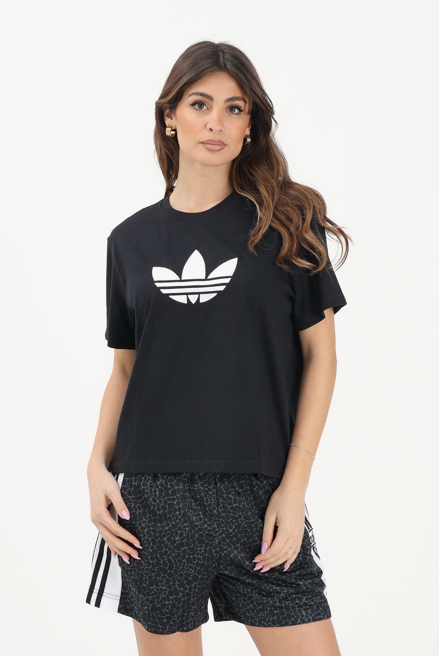 ADIDAS ORIGINALS T-shirt a manica corta TREFOIL nera da donna KD2918 . ADIDAS ORIGINALS