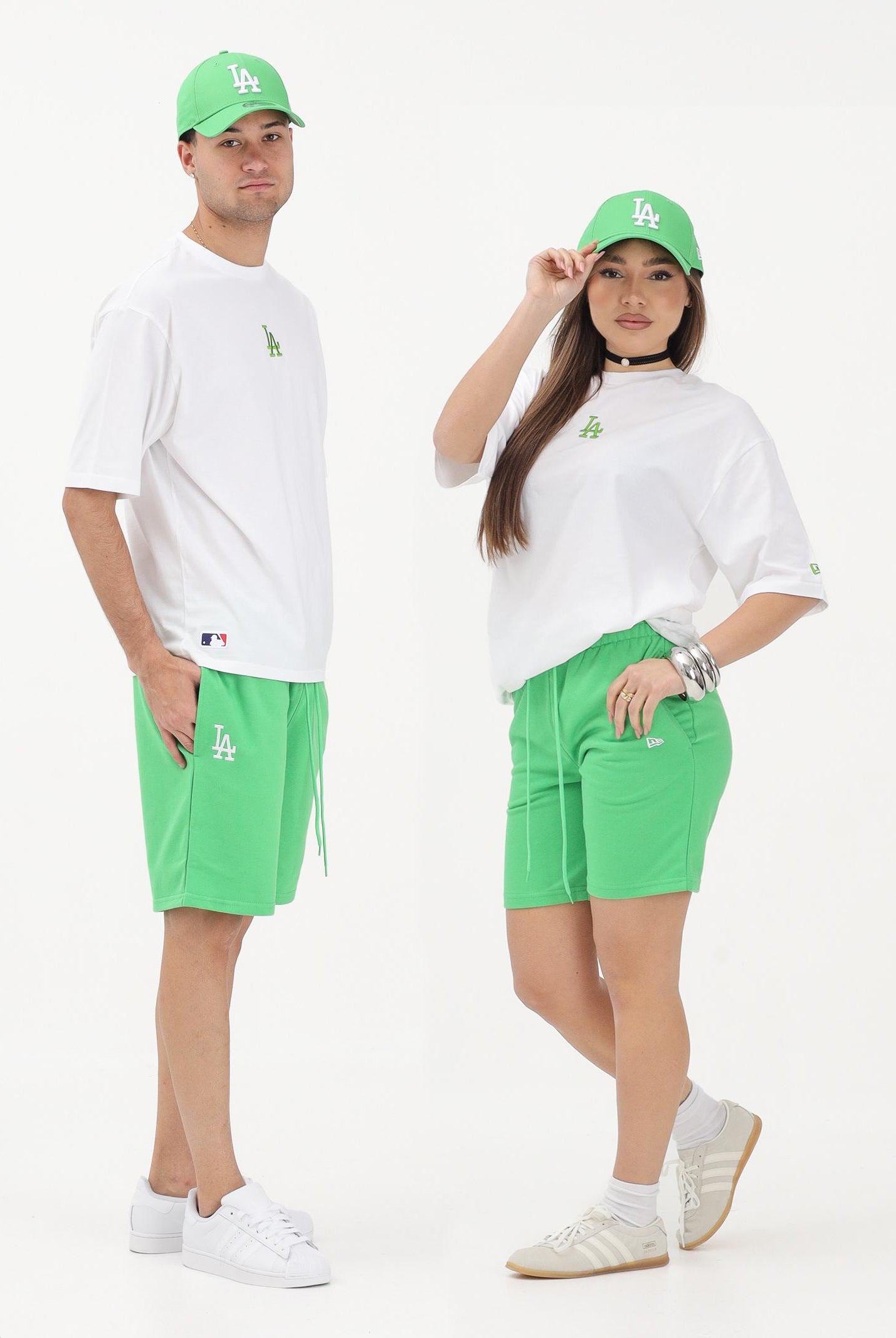 NEW ERA Shorts sportivo LA Dodgers MLB League Essential verde per uomo e donna 60856156 . NEW ERA