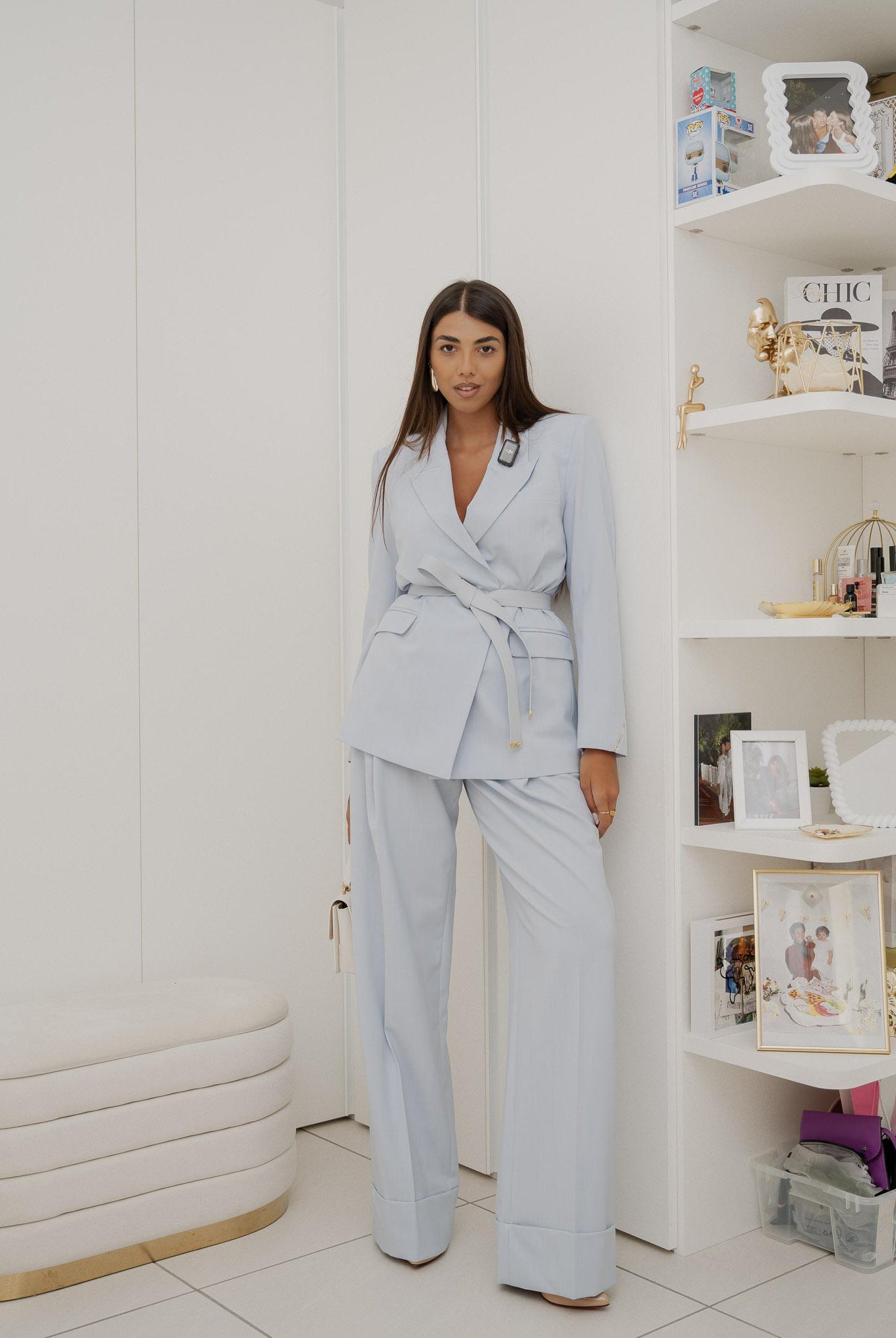 ELISABETTA FRANCHI Tailleur celeste da donna con cintura TP00257E2 EA7 ELISABETTA FRANCHI