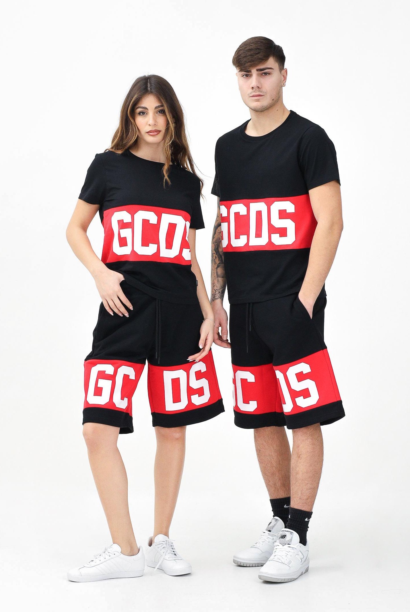 GCDS Shorts sportivo nero per uomo e donna con logo Z0MLQL228F004 999R GCDS