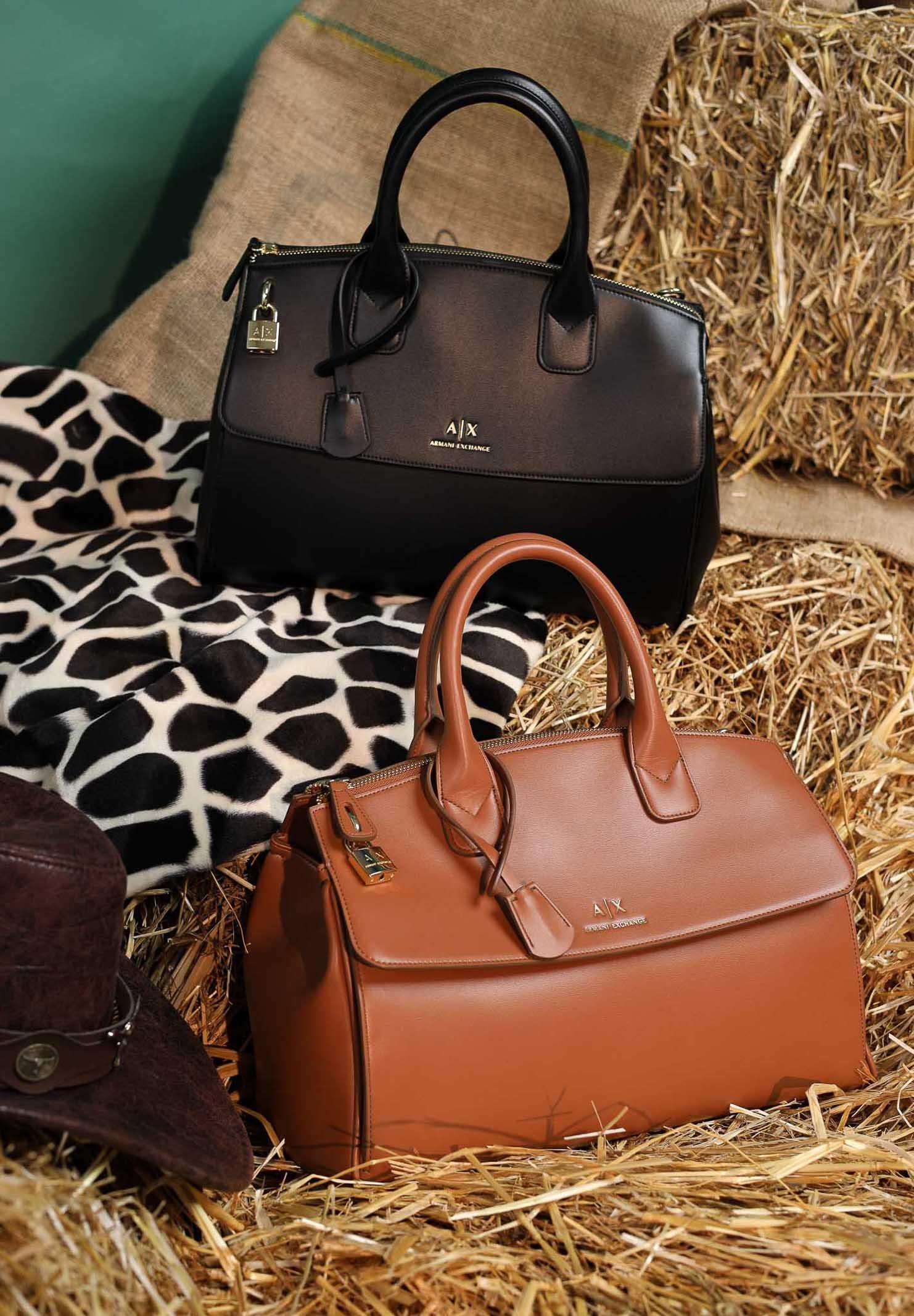 ARMANI EXCHANGE Shopper Boston color cammello da donna XW000382AF12040 U6164 ARMANI EXCHANGE