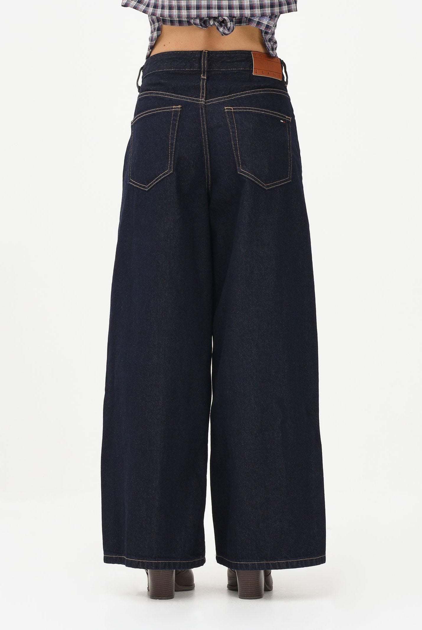 TOMMY JEANS Jeans in denim scuro da donna dal taglio wide leg DW0DW22550 1BK TOMMY JEANS