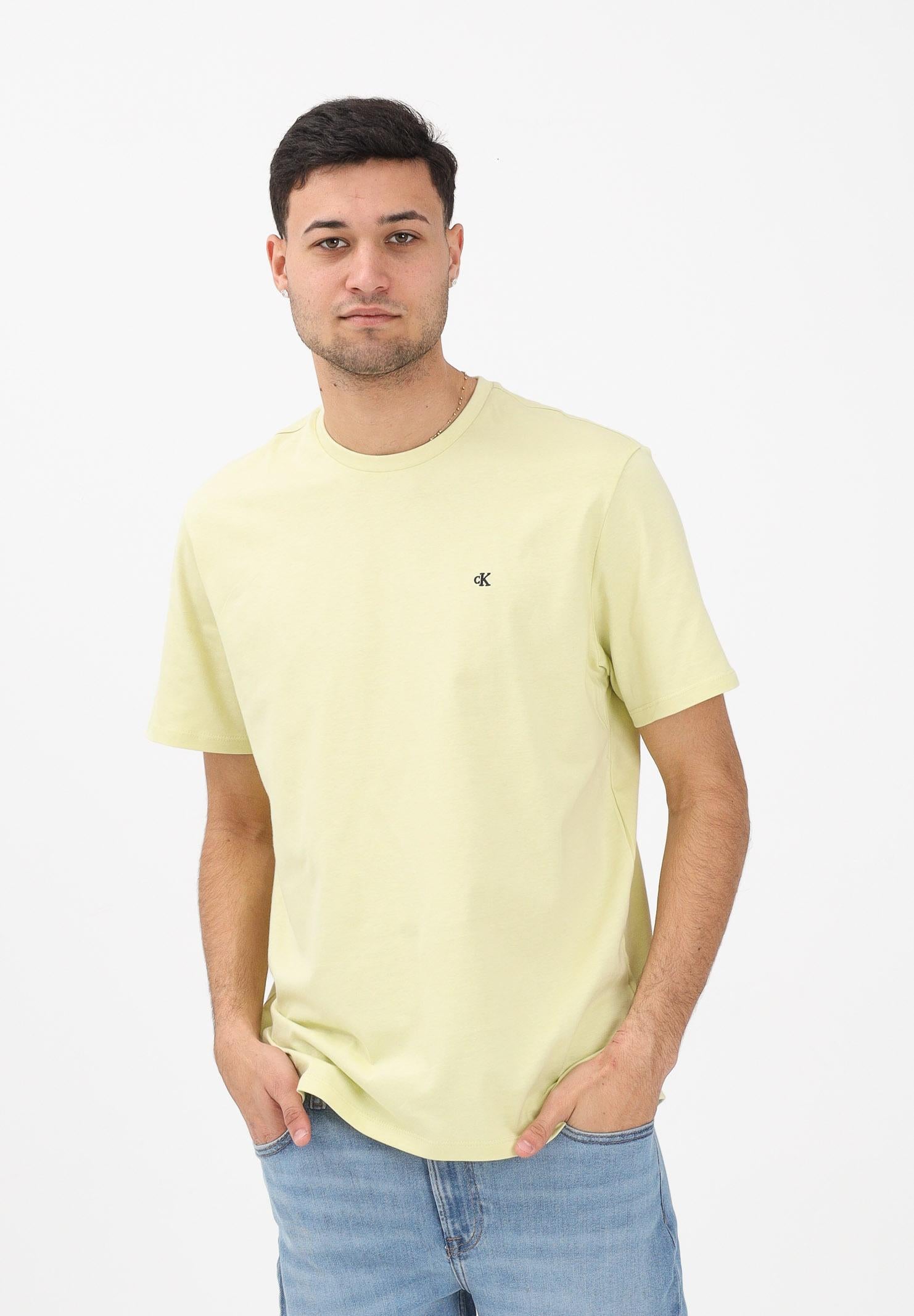 CALVIN KLEIN JEANS T-shirt a manica corta verde lime da uomo con logo LV04RD254G2EZ . CALVIN KLEIN JEANS
