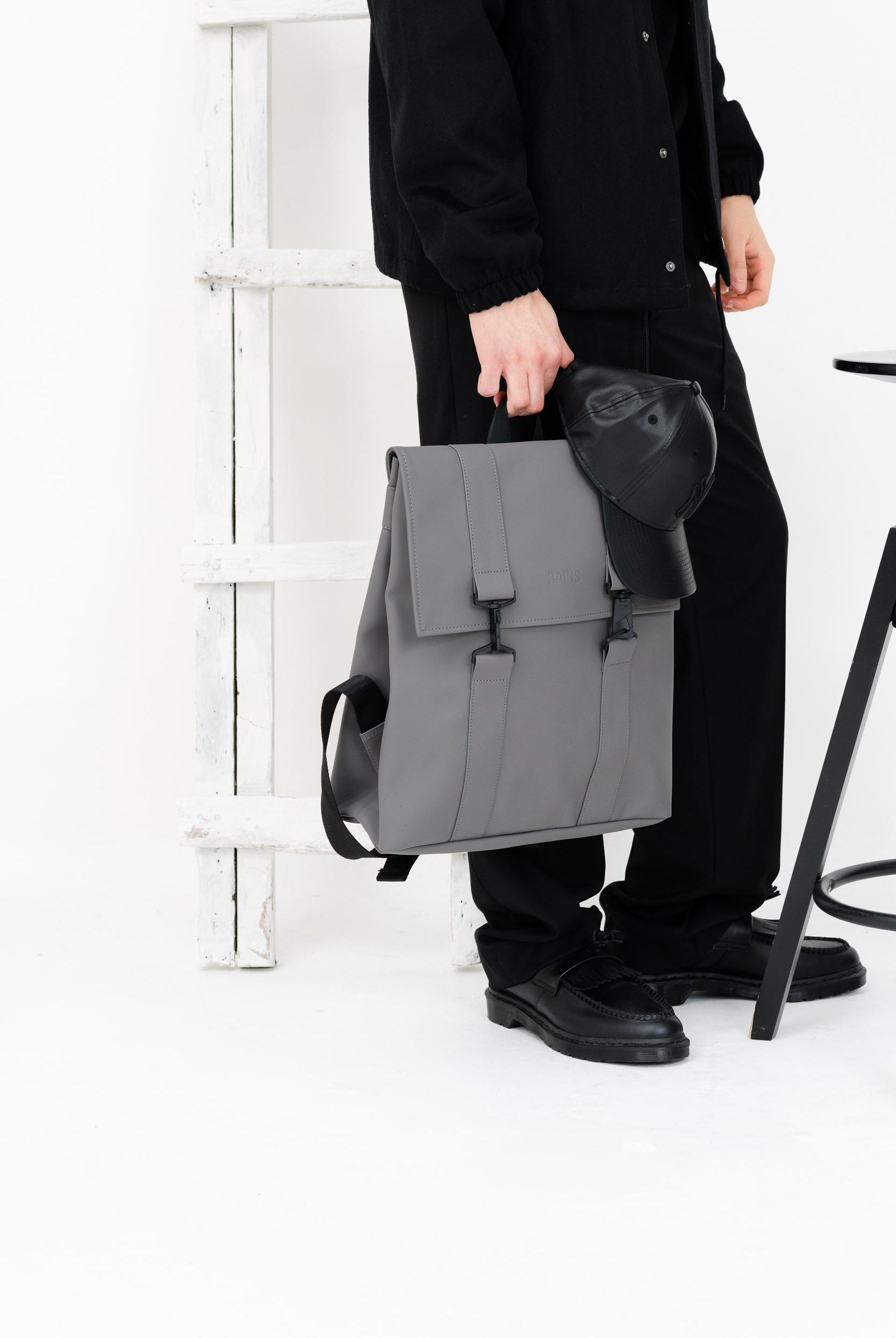 Zaino MSN grigio per uomo e donna RA13300 GRE RAINS