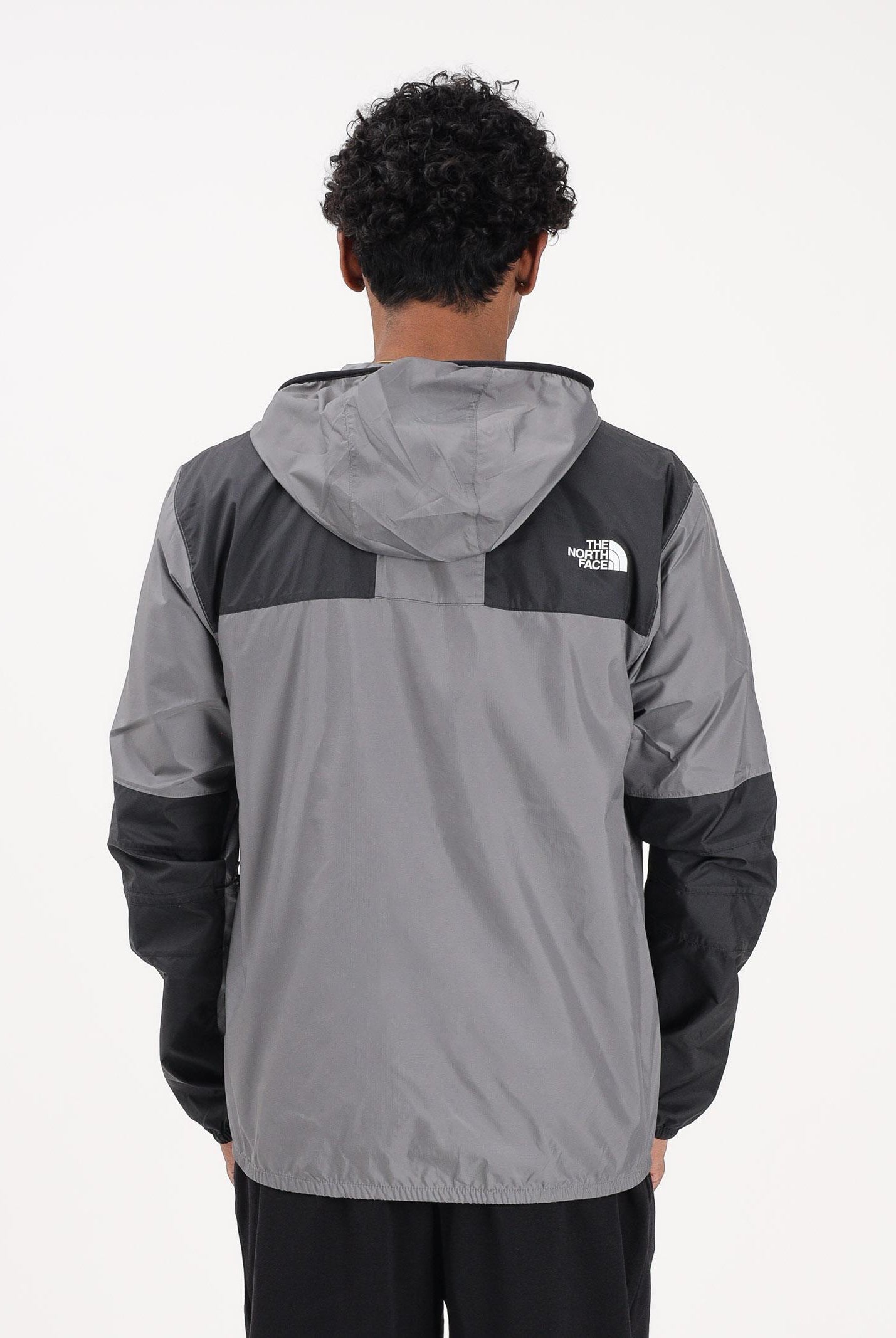 THE NORTH FACE Giacca a vento Seasonal Mountain Jacket grigia e nera da uomo NF0A5IG34GU1 . THE NORTH FACE