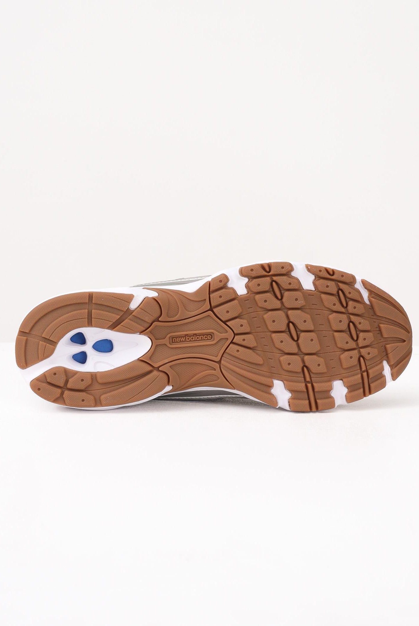 NEW BALANCE Sneakers 740 BUNGEE bianca e verde per uomo e donna GR740SF . NEW BALANCE