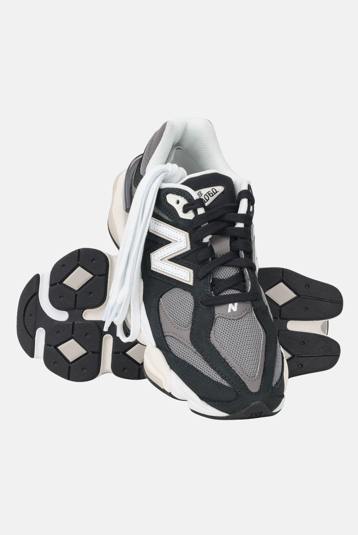 NEW BALANCE Sneakers 9060 nere per uomo e donna U9060510 . NEW BALANCE