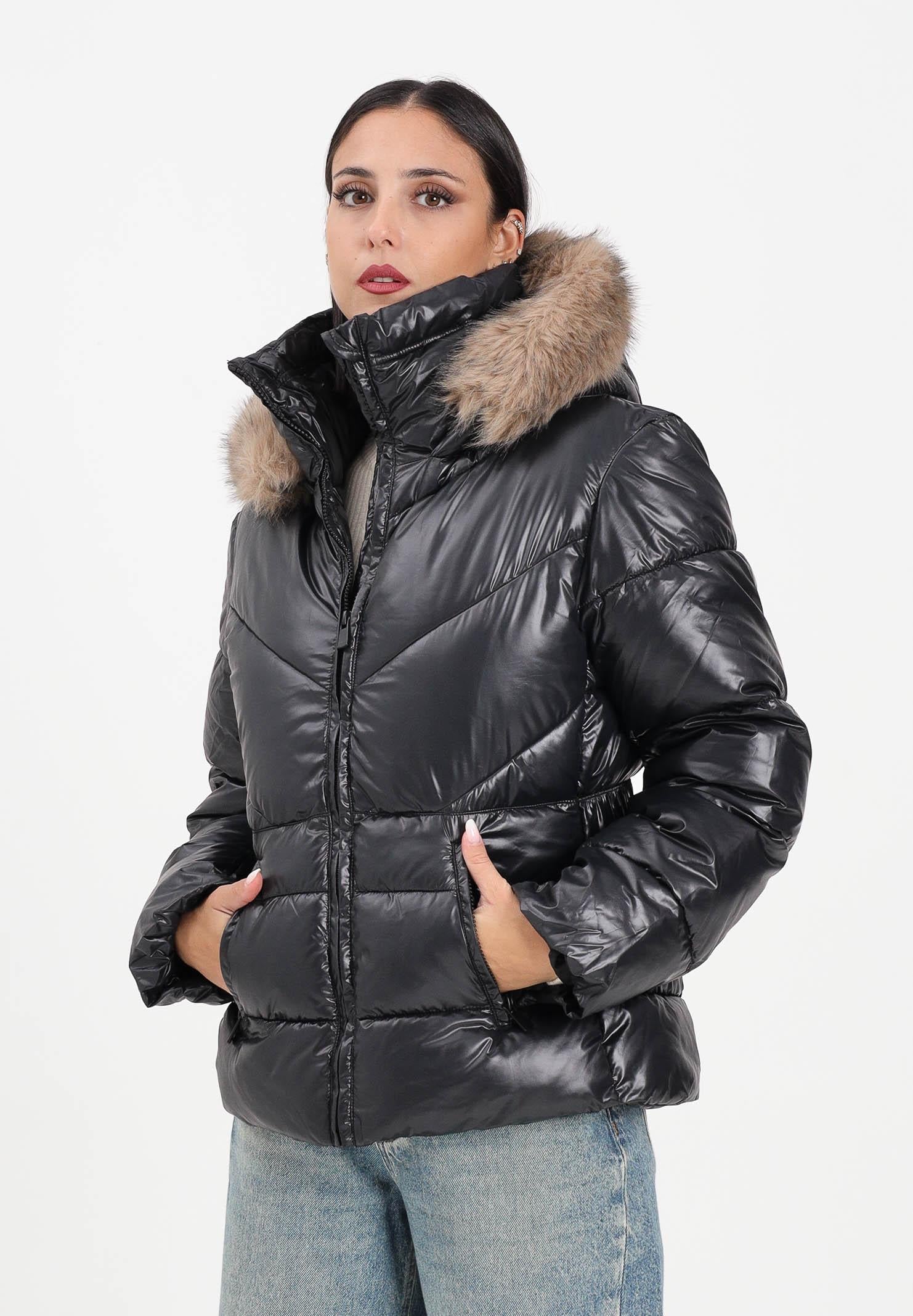 JDY Piumino nero da donna 15355081 Black JDY