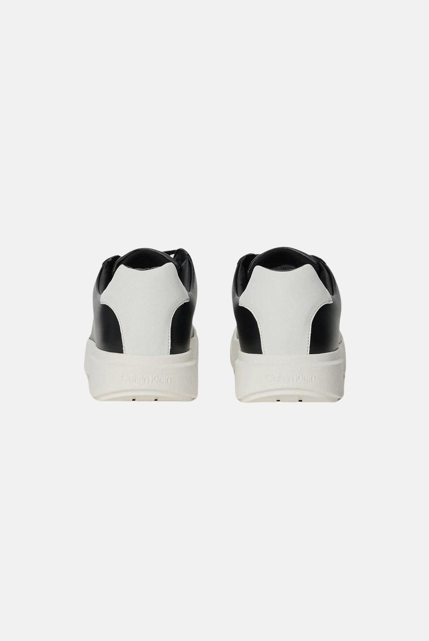 CALVIN KLEIN JEANS sneakers Chunky Cupsole Lace-Up Leather Black/White/Black nere e bianche uomo. YM0YM01344 06W CALVIN KLEIN JEANS