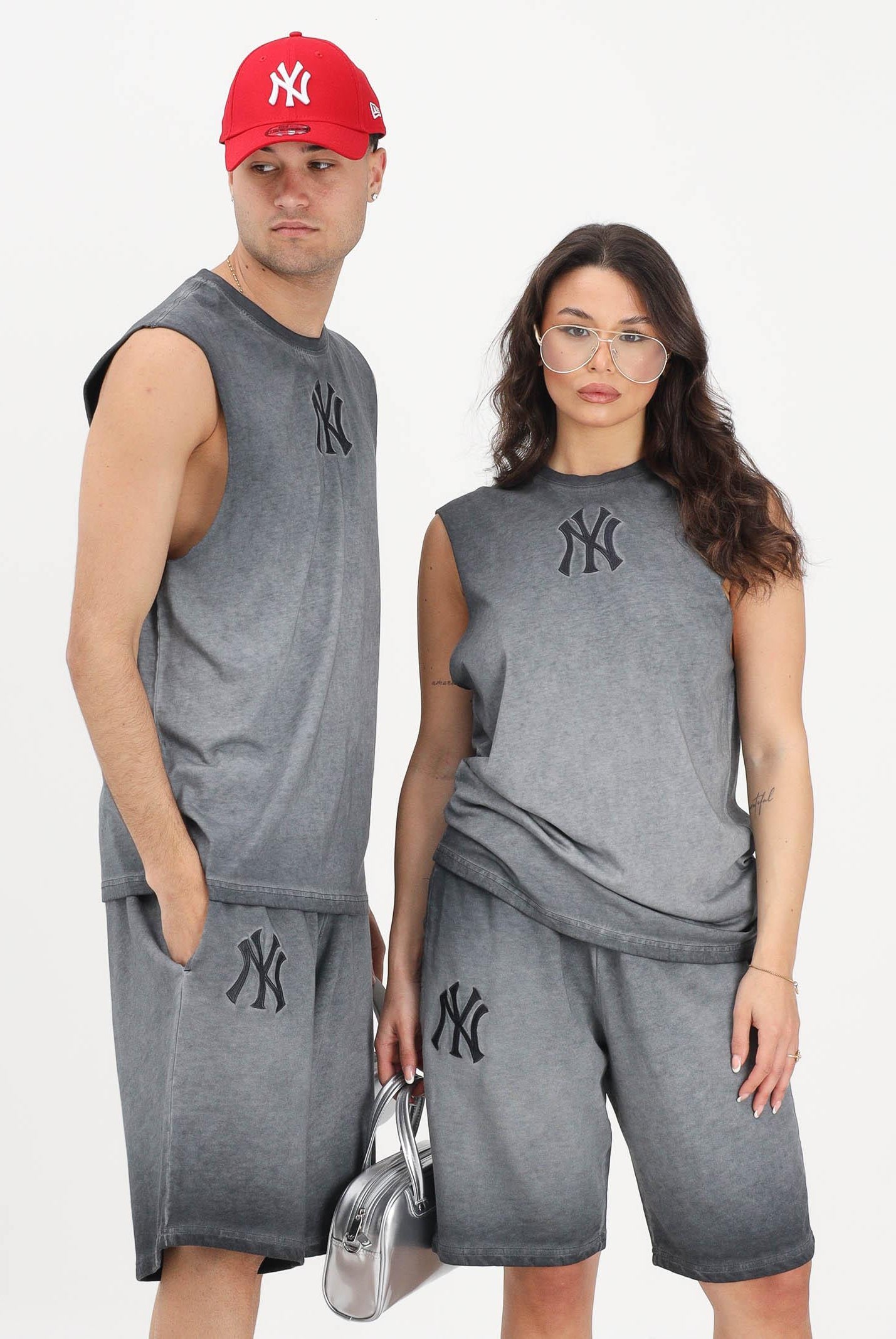 NEW ERA T-shirt smanicata New York Yankees MLB Washed Logo grigia per uomo e donna 60856169 . NEW ERA