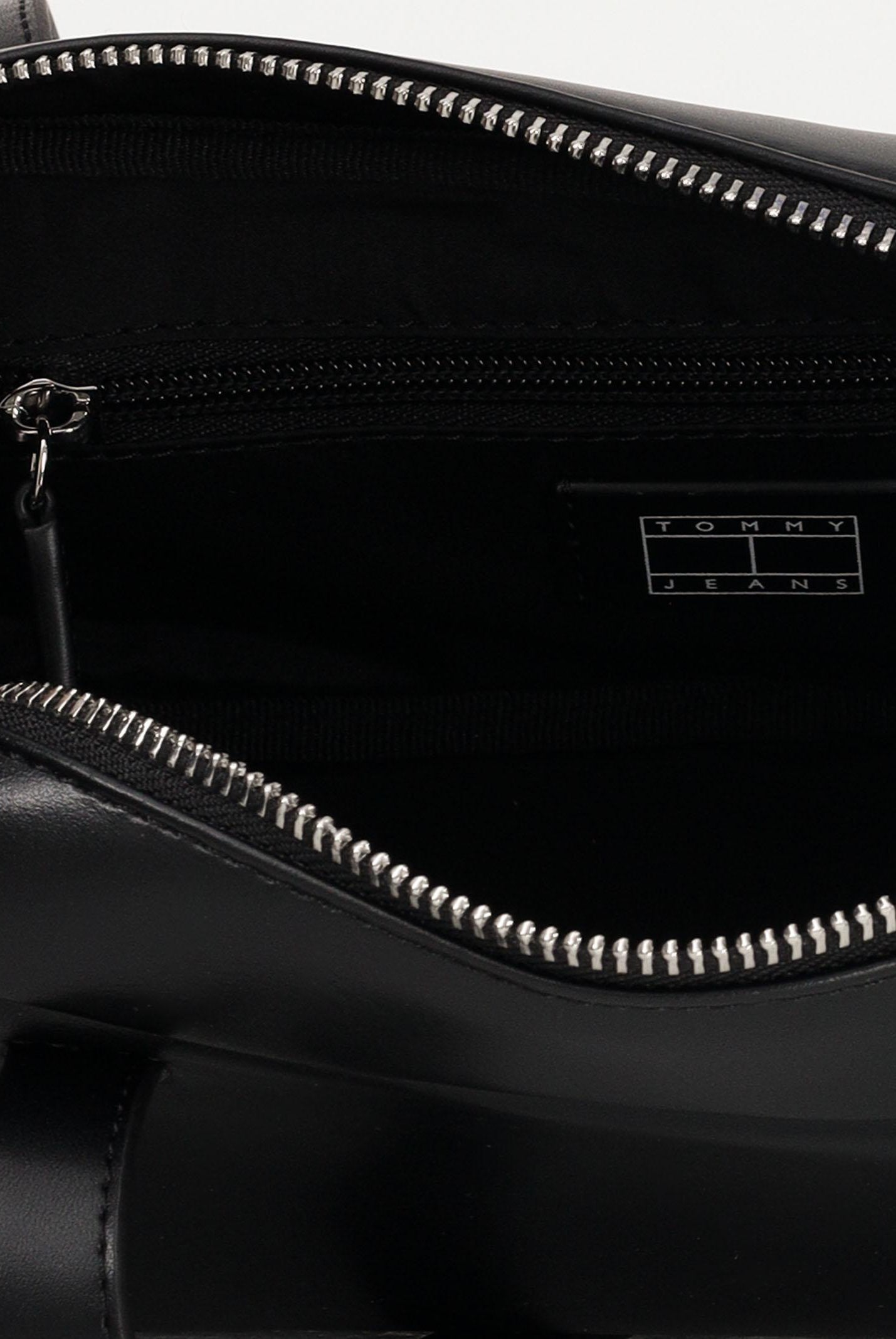 TOMMY JEANS Borsa a spalla CITY nera da donna AW0AW18075 BDS TOMMY JEANS