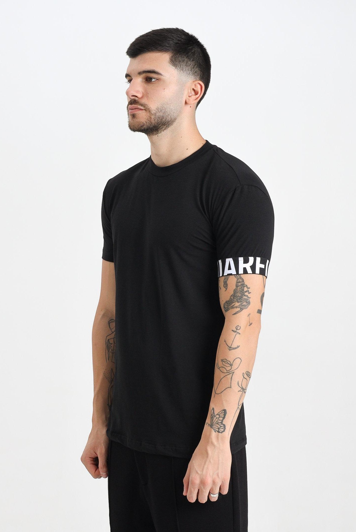 DSQUARED2 T-shirt a manica corta nera da uomo con logo sulla manica D9M3S5980 010 DSQUARED2