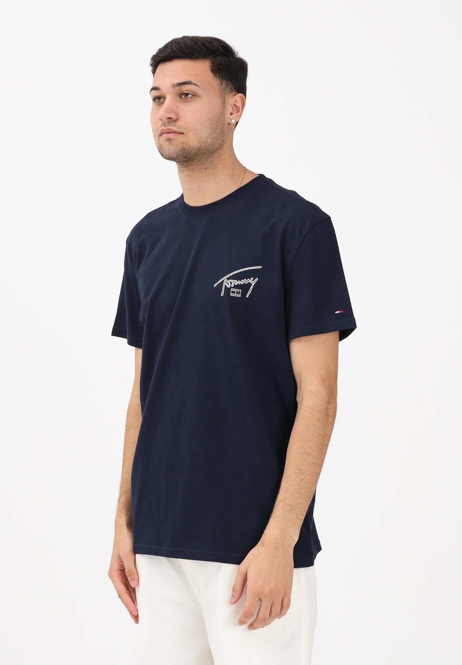 TOMMY JEANS T-shirt a manica corta Signature blu da uomo DM0DM22320 C1G TOMMY JEANS