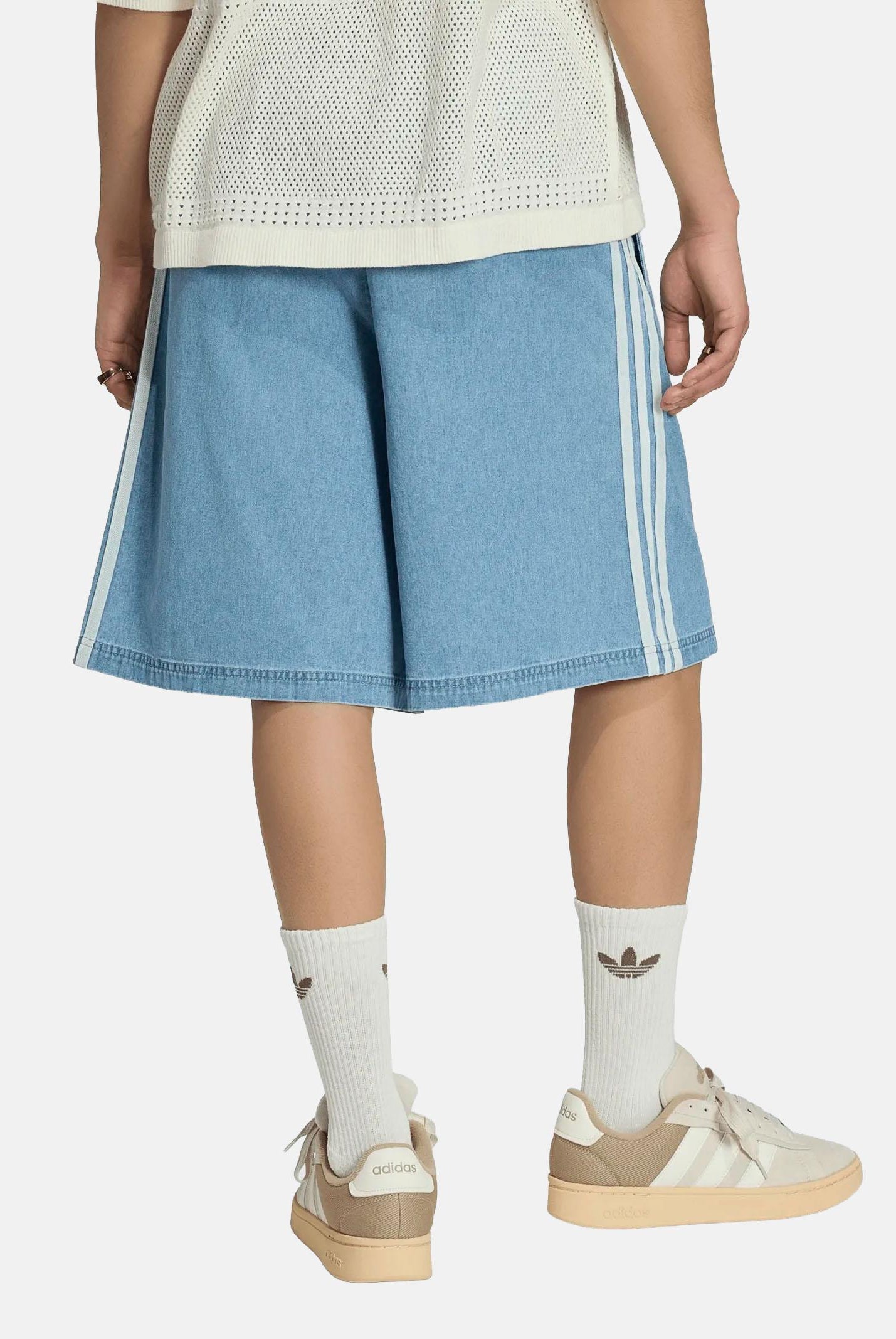 ADIDAS ORIGINALS Bermuda CHINO in denim chiaro per uomo e donna KX1192 . ADIDAS ORIGINALS