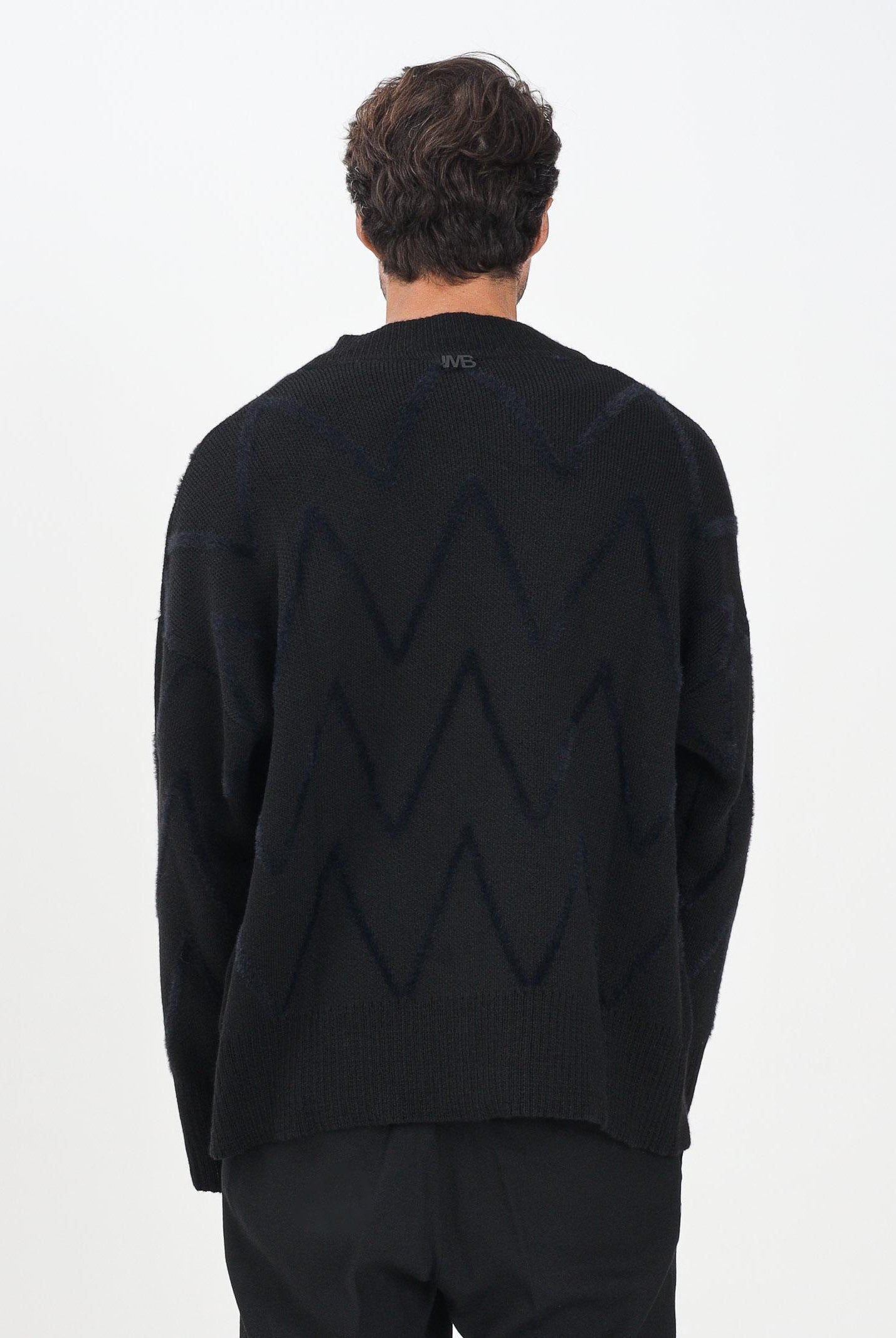 I'M BRIAN Cardigan nero da uomo caratterizzato da una lavorazione a zig-zag MA3418 009 I'M BRIAN