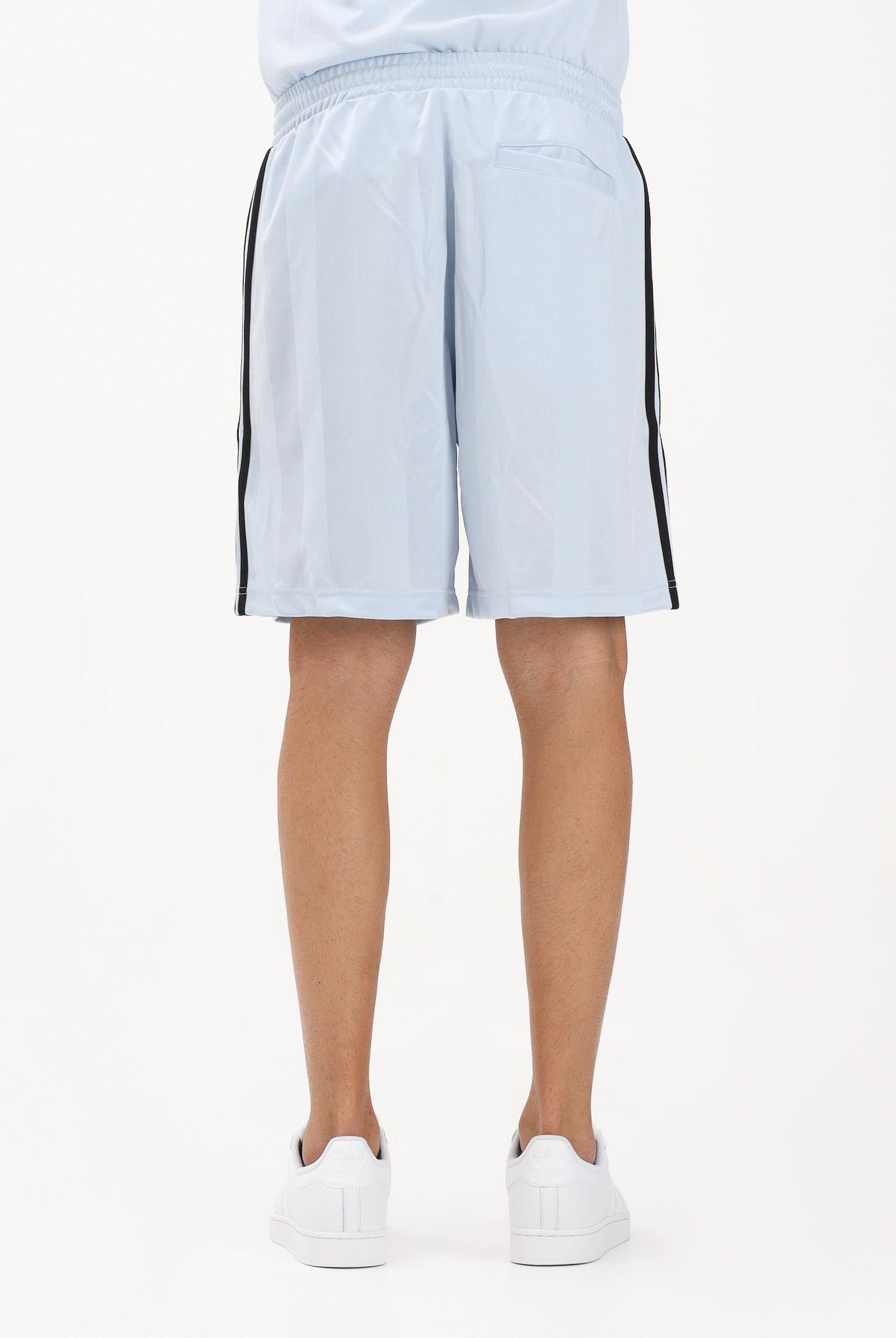 ADIDAS ORIGINALS Shorts sportivo 3-STRIPES LOOSE ENGINEERED celeste e nero da uomo KE2468 . ADIDAS ORIGINALS