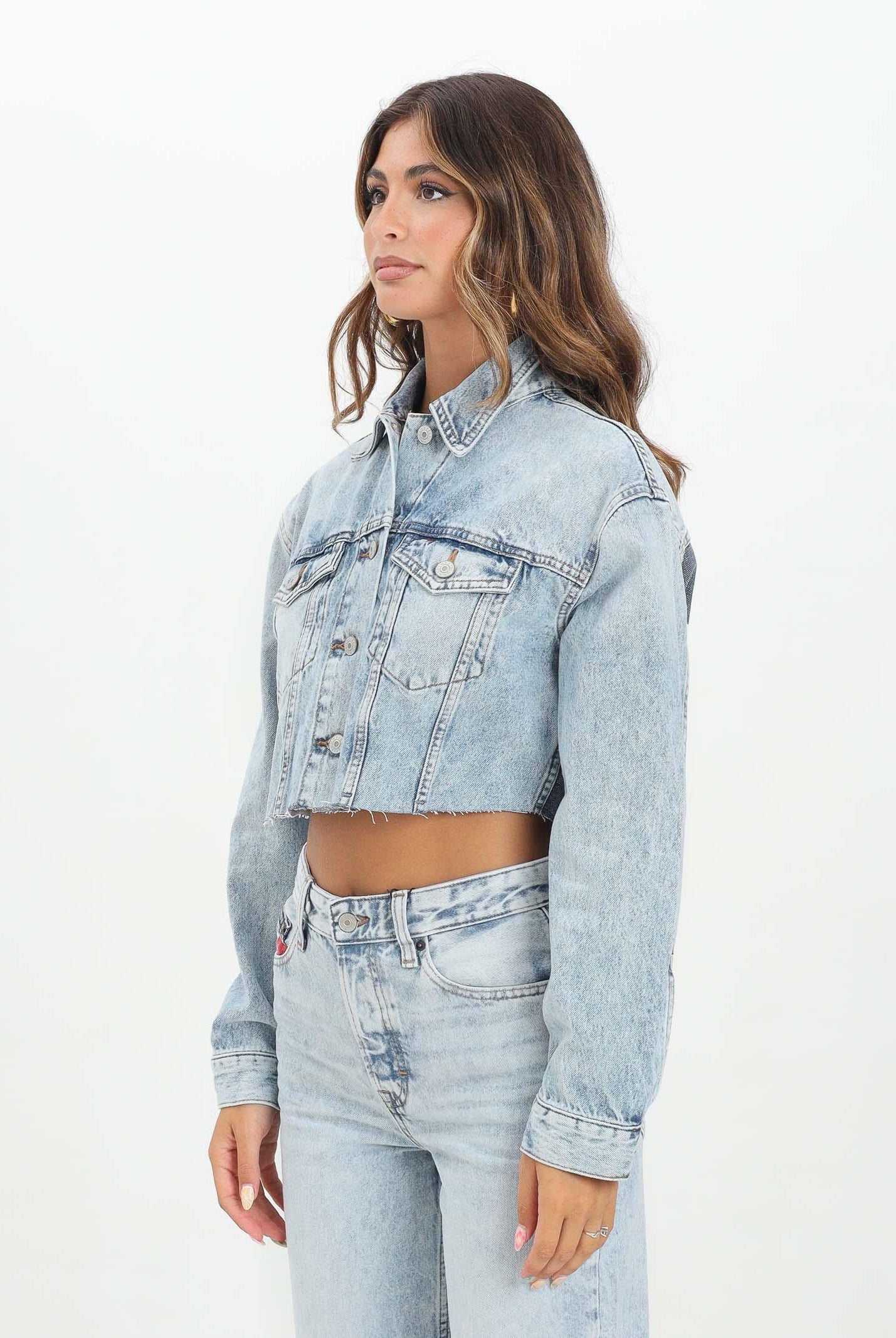 TOMMY JEANS Giubbotto crop in denim chiaro da donna con logo DW0DW210631A5 TOMMY JEANS