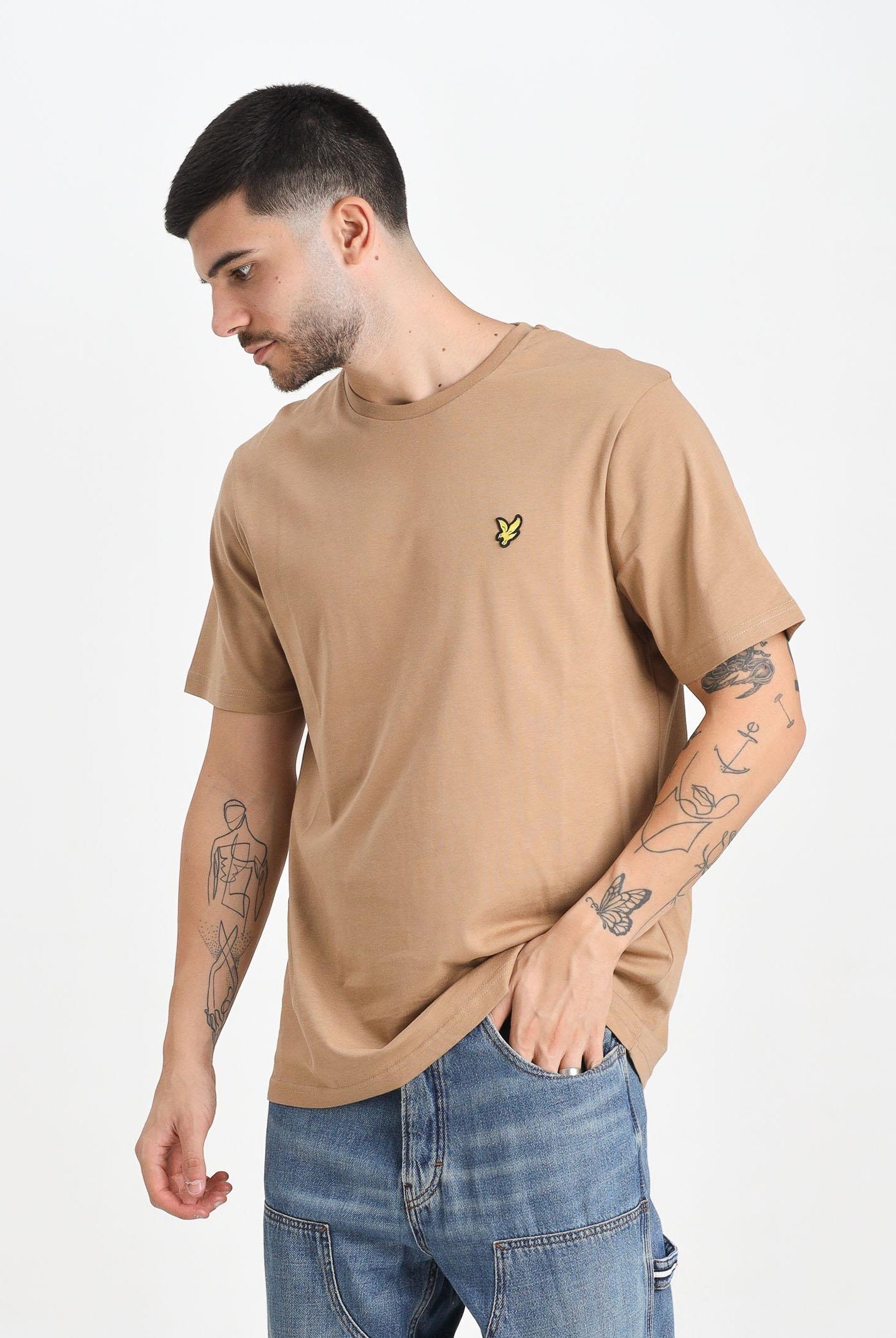 LYLE & SCOTT T-shirt a manica corta beige da uomo con patch logo TS400VOG X851 LYLE & SCOTT