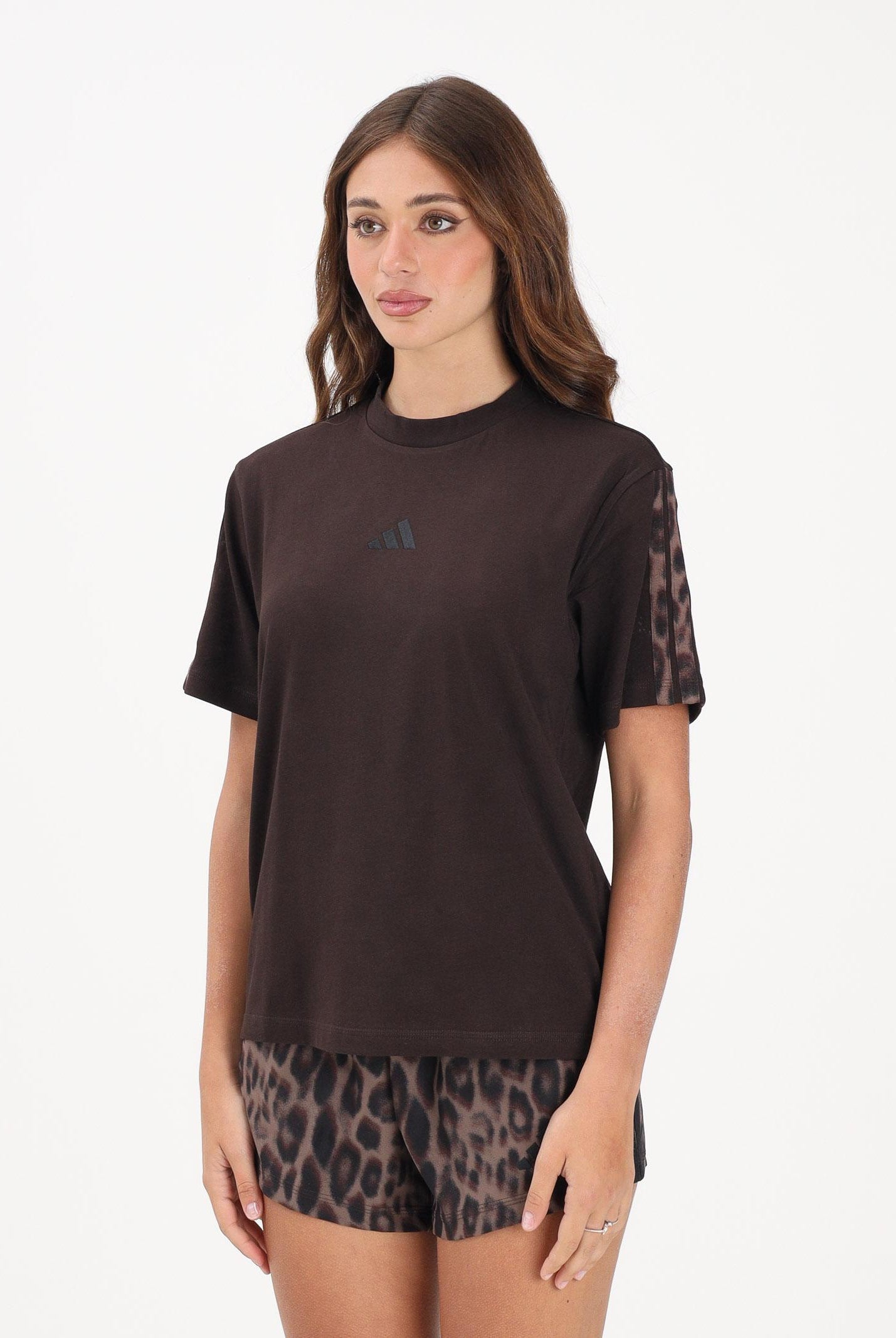 ADIDAS PERFORMANCE T-shirt a manica corta Seasonal Essentials Leopard marrone da donna KE8830 . ADIDAS PERFORMANCE