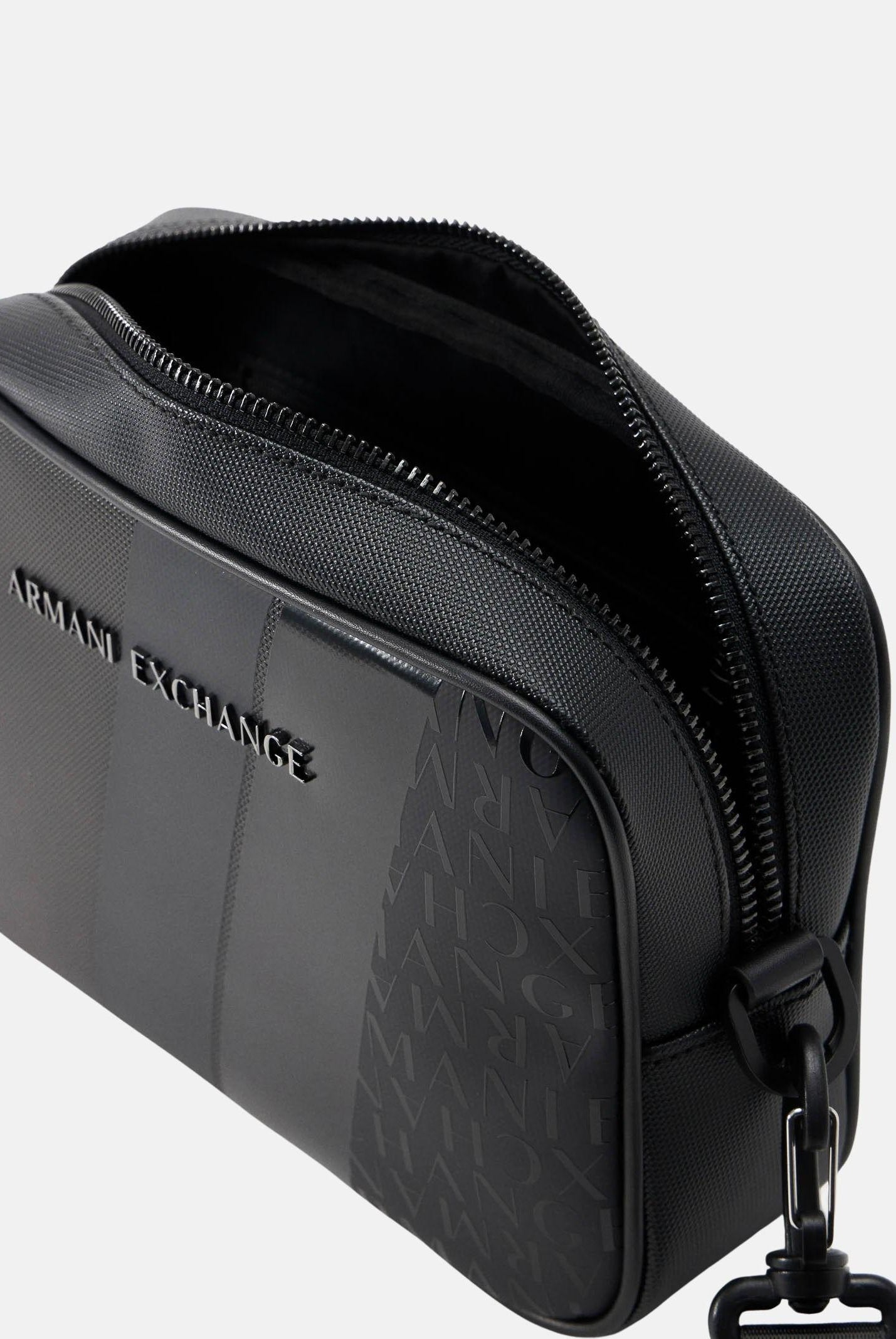 ARMANI EXCHANGE Pochette nera da uomo XM001271AF11935 MC034 ARMANI EXCHANGE