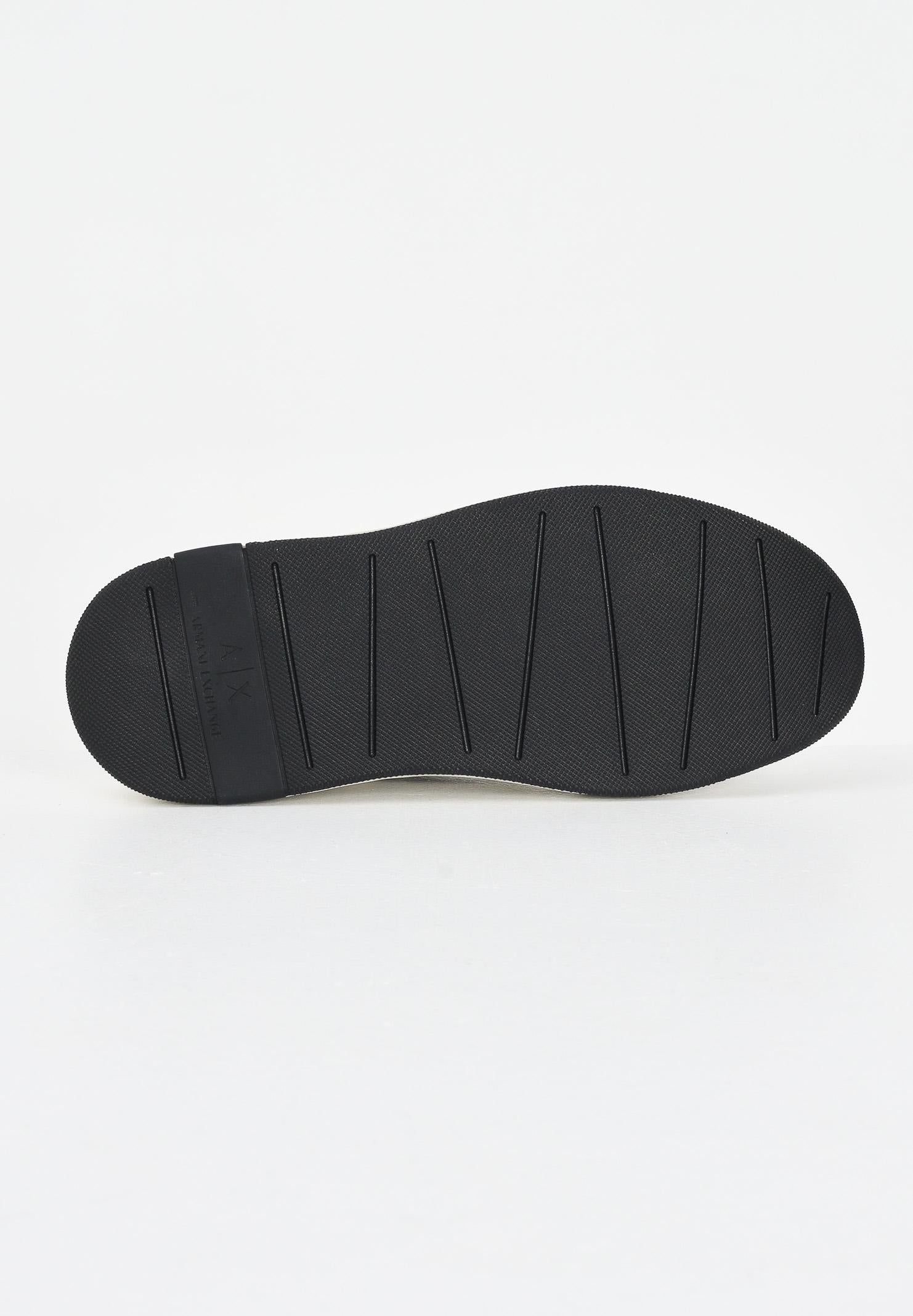 ARMANI EXCHANGE Sneakers bianche da uomo realizzata in un mix di materiali XM001720AF17529 M0017 ARMANI EXCHANGE