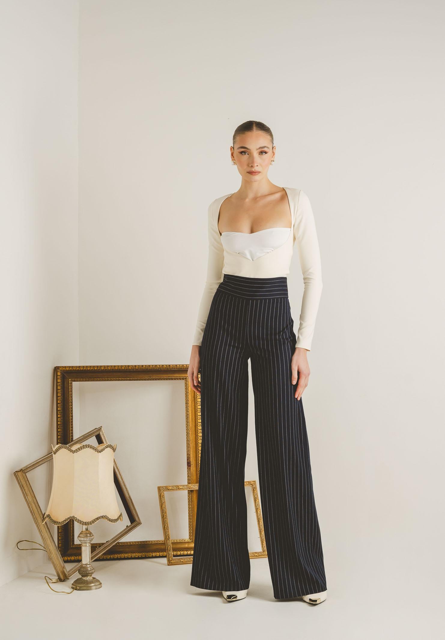 SANTAS Pantalone elegante POUVOIR blu da donna con micro gessatura verticale PV2626 BL SANTAS