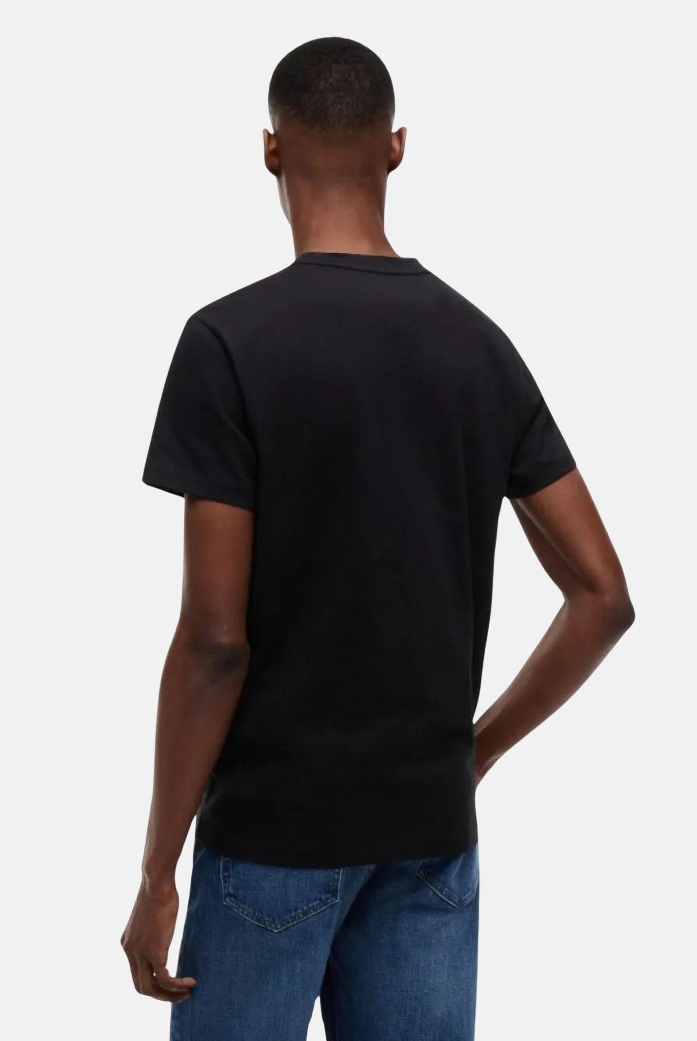 TOMMY JEANS T-shirt a manica corta nera da uomo con logo frontale DM0DM22538 BDS TOMMY JEANS