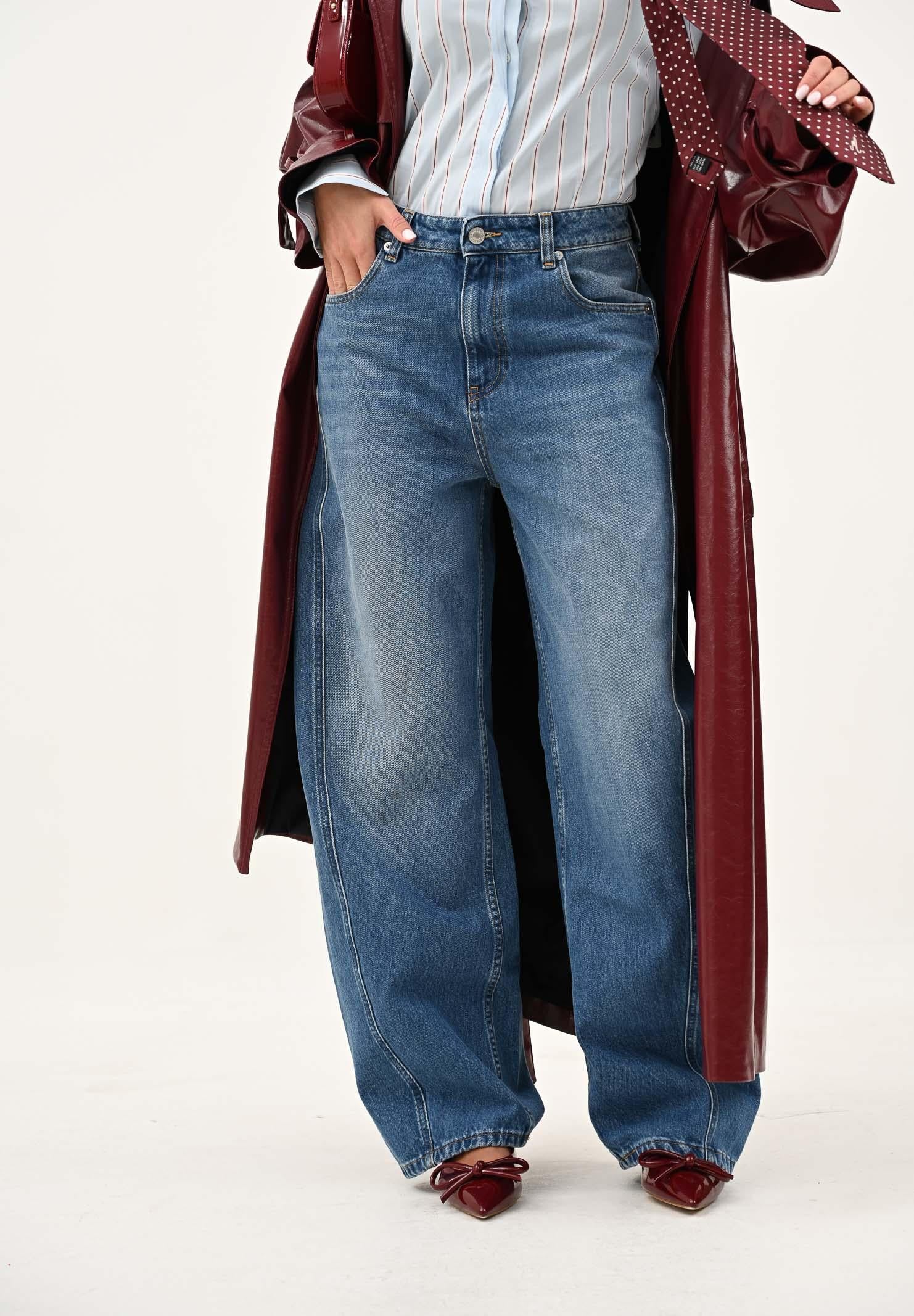 VICOLO Jeans Cornelia in denim chiaro da donna DF5024 VU VICOLO