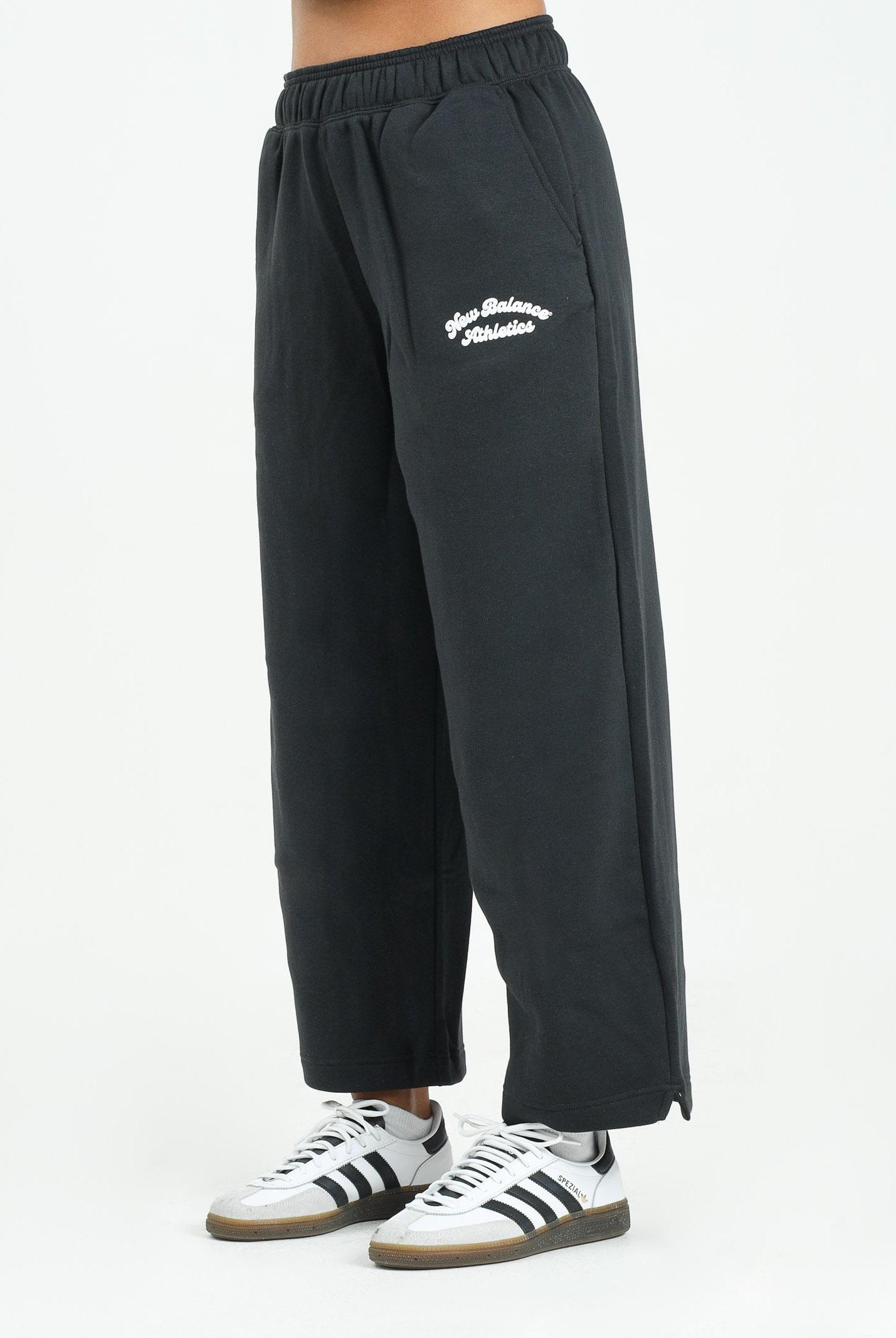 NEW BALANCE Pantalone sportivo Linear Heritage Fleece Barrel nero da donna WP53500BK NEW BALANCE