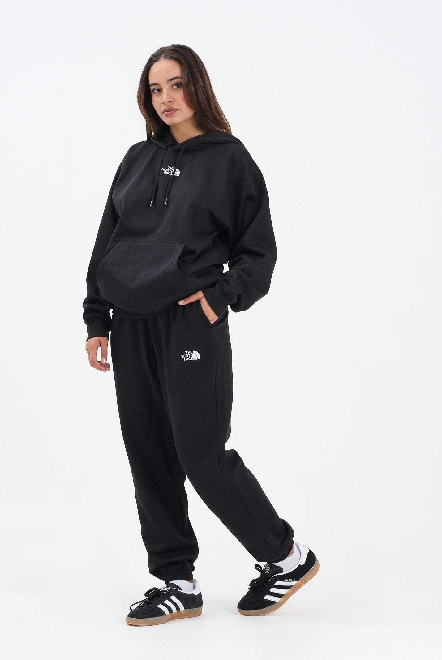 THE NORTH FACE Pantalone sportivo Essential Relaxed Straight nero da donna NF0A8C1GJK31 . THE NORTH FACE