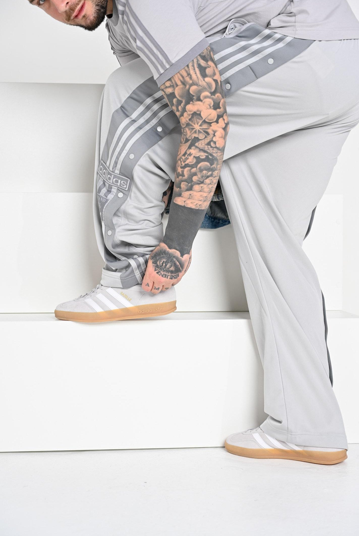 ADIDAS ORIGINALS Sneakers Gazelle Indoor grigie per uomo e donna JQ0176 . ADIDAS ORIGINALS