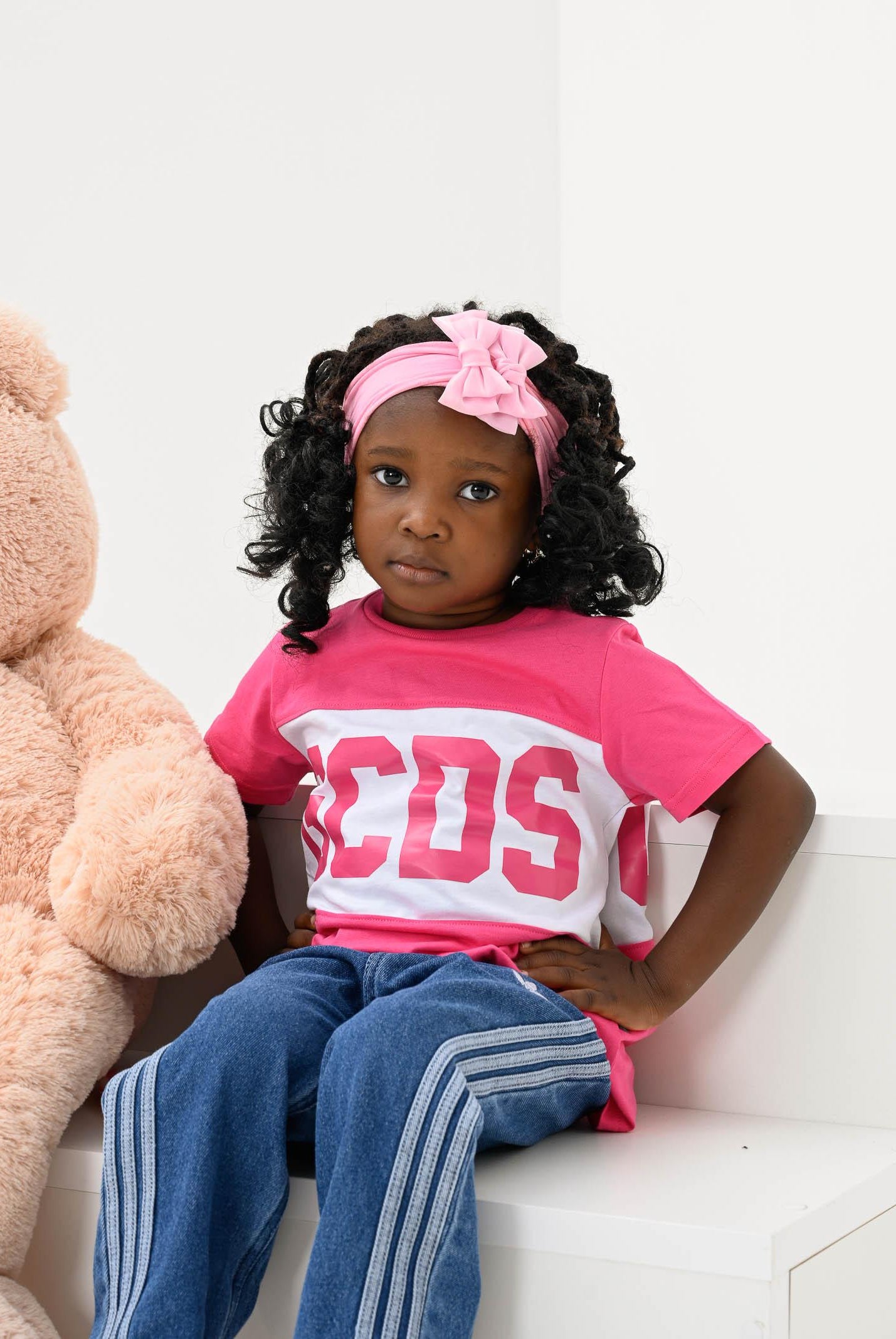 GCDS T-shirt a manica corta fucsia per bambino e bambina con stampa logo GCDS B2KU2329JF1 59 GCDS
