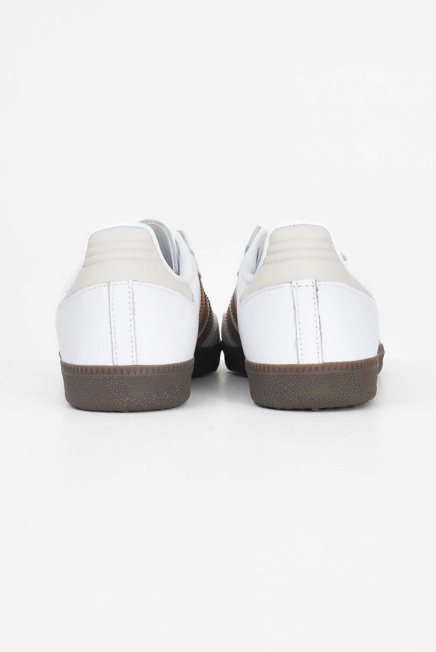 ADIDAS ORIGINALS Sneakers Samba bianche e beige da uomo JR0912 . ADIDAS ORIGINALS