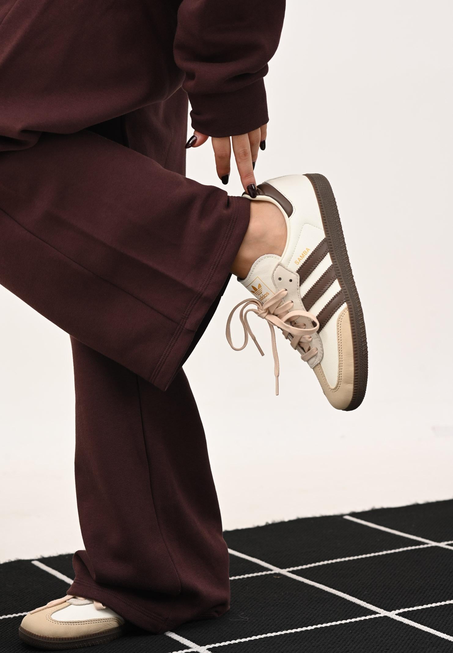 ADIDAS ORIGINALS Sneakers Samba OG panna e marrone da uomo JR8842 . ADIDAS ORIGINALS