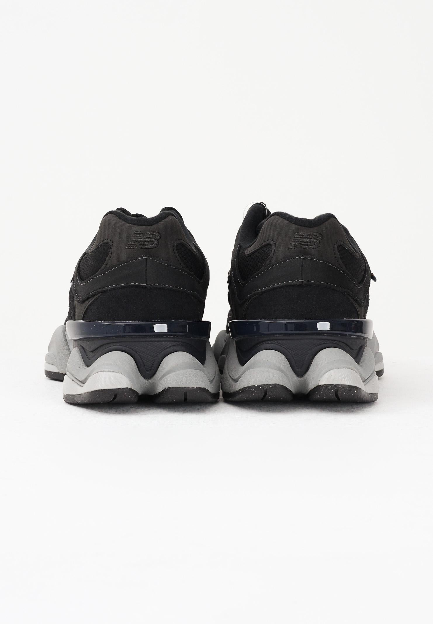 NEW BALANCE Sneakers 9060 nere per uomo e donna U9060ORA . NEW BALANCE