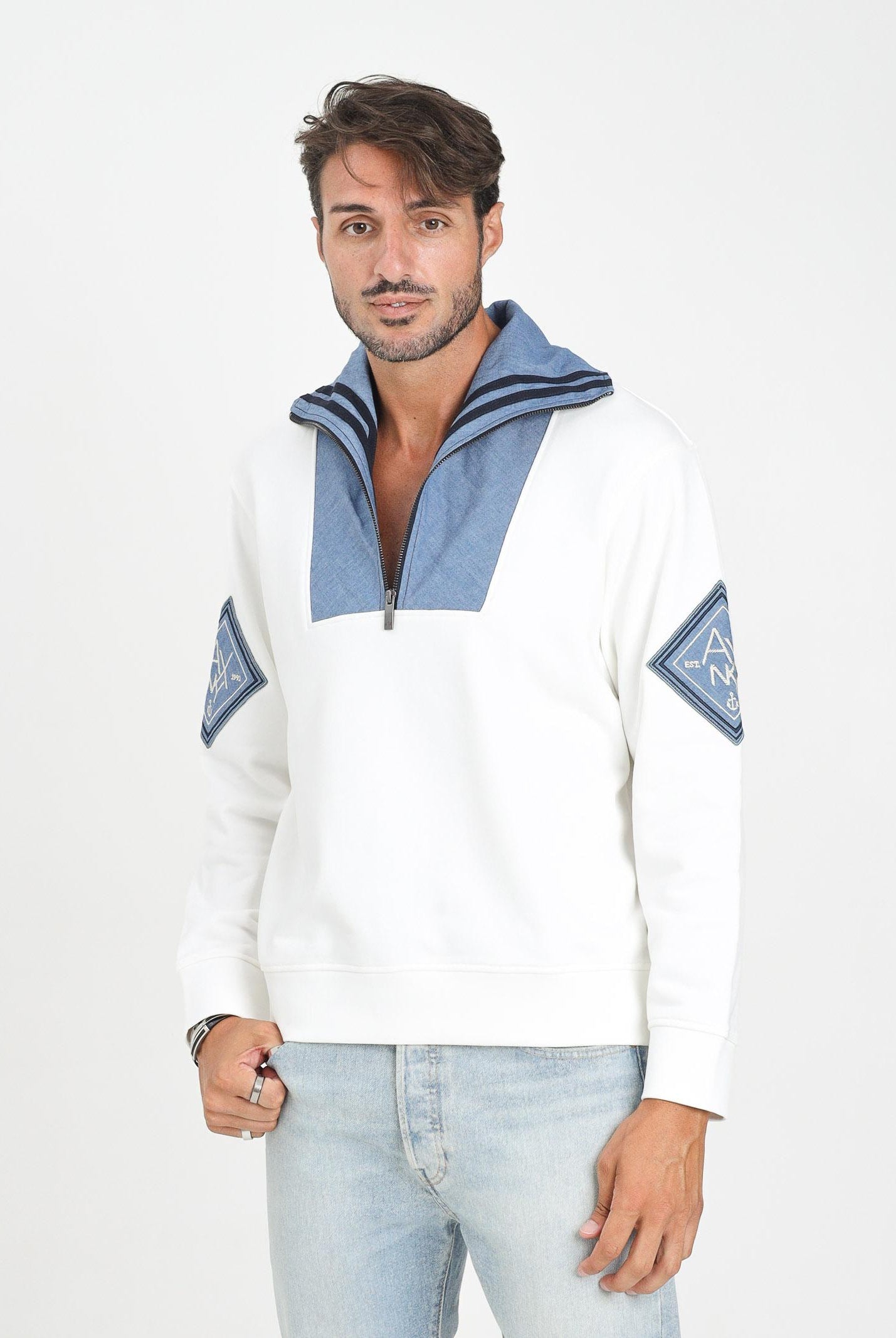 ARMANI EXCHANGE Felpa a mezza zip bianca da uomo caratterizzata da un originale inserto XM000988AF10830 U0009 ARMANI EXCHANGE