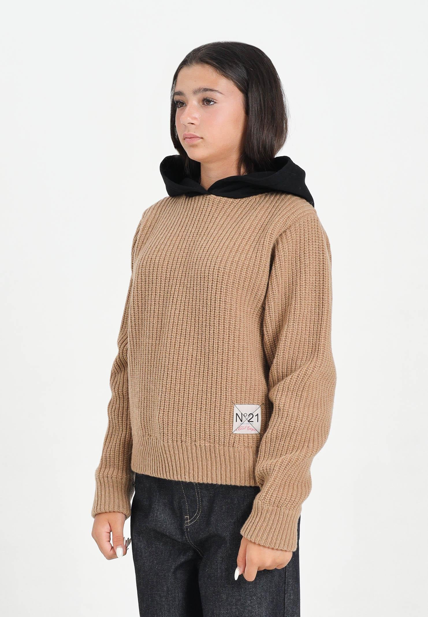 N21 Maglione con cappuccio color cammello e nero per donna, ragazzi e bambini N2108LN0453 0N720 N21